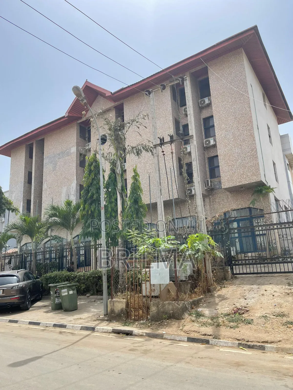 Hotel in Wuse for Sale in Zone 5 / Wuse