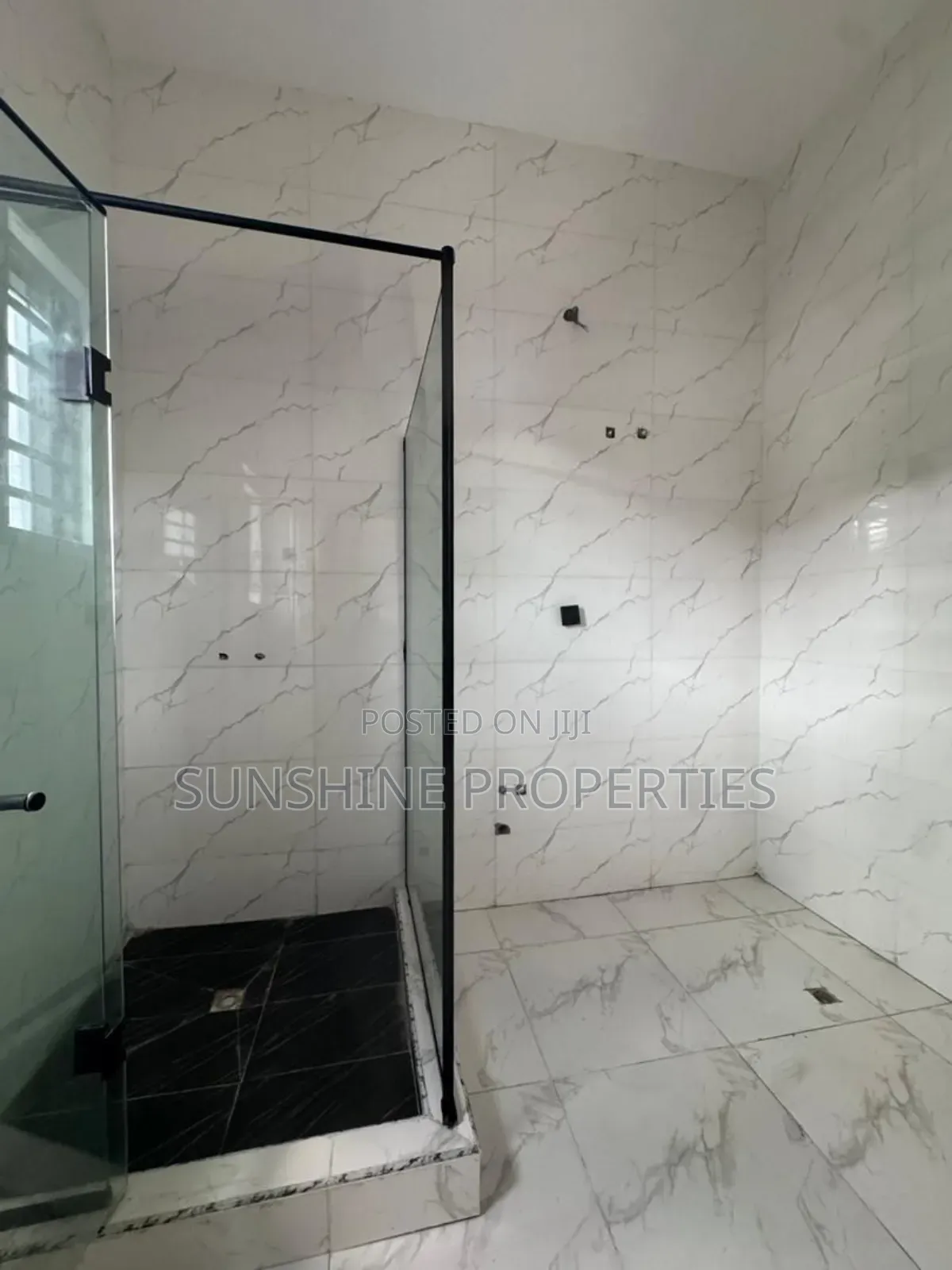4bdrm Duplex in Osapa london for sale in Osapa london