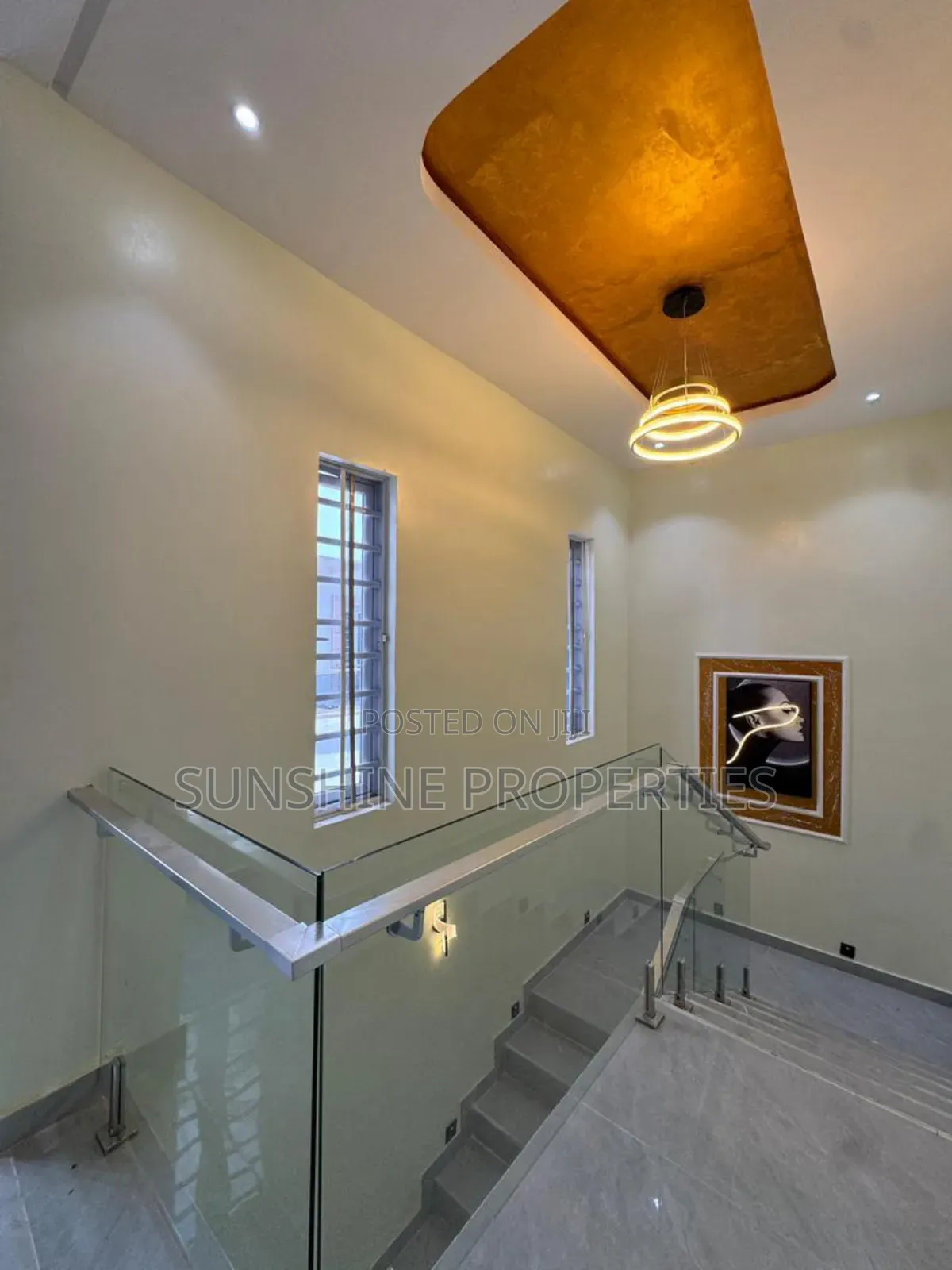 5bdrm Duplex in Osapa london for sale in Osapa london