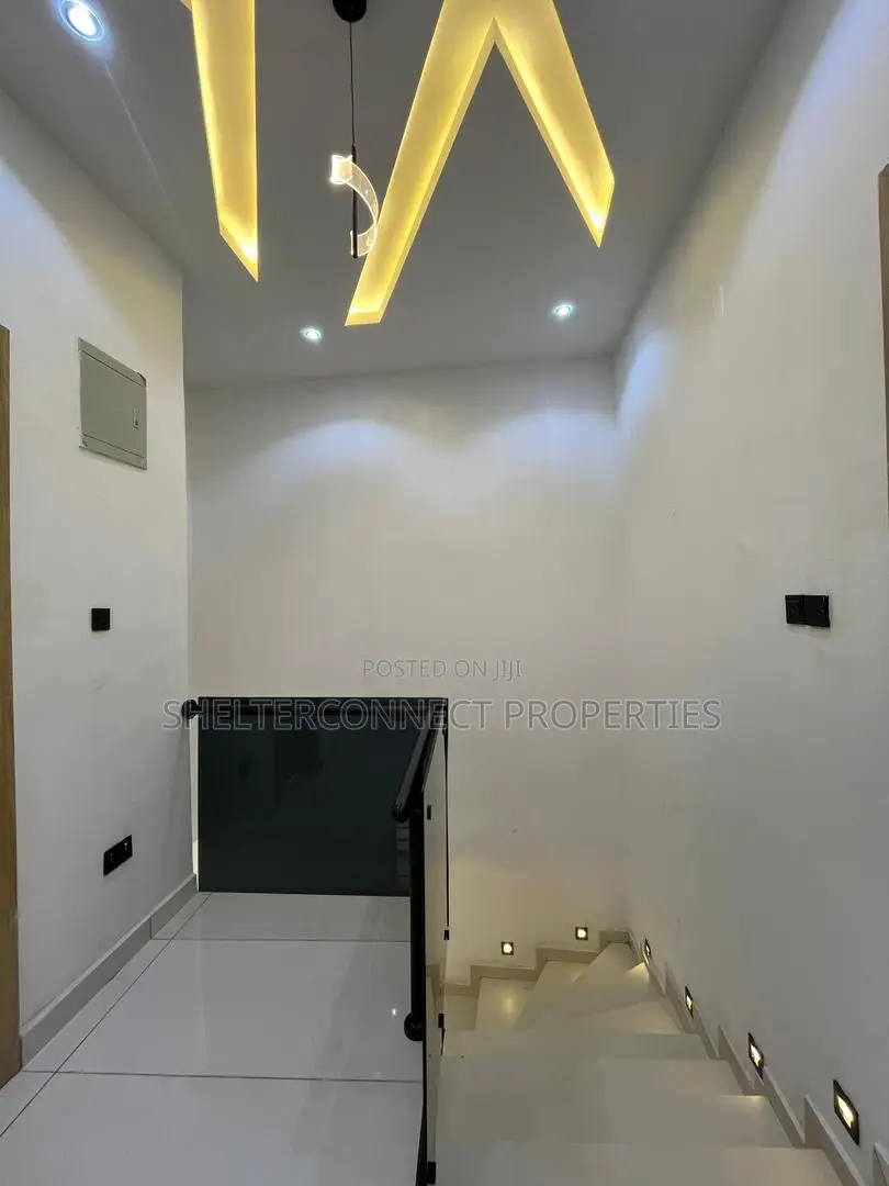 4bdrm Duplex in Gbagada for sale in Gbagada