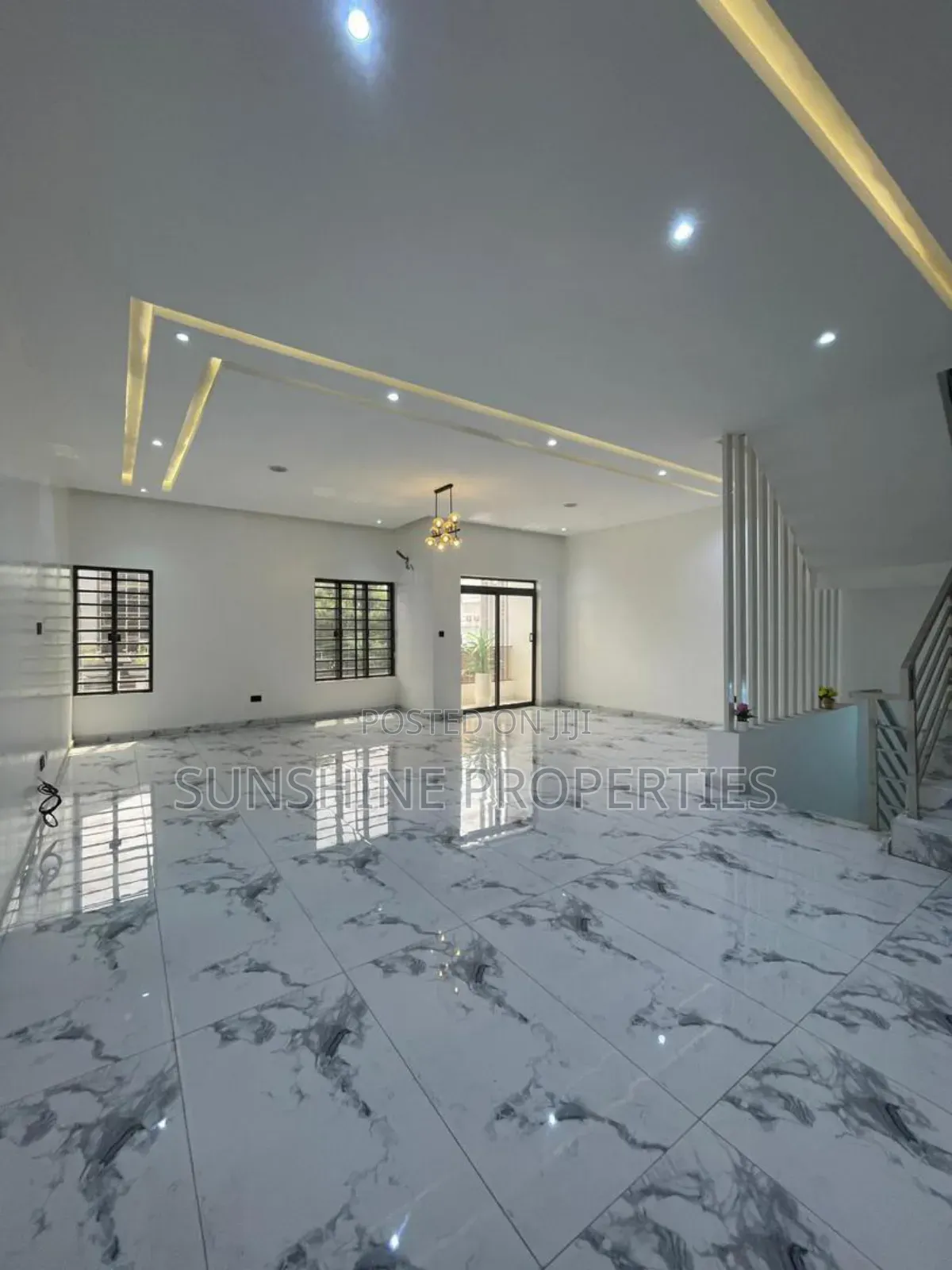 4bdrm Duplex in Lekki Phase 1 for sale in Lekki Phase 1