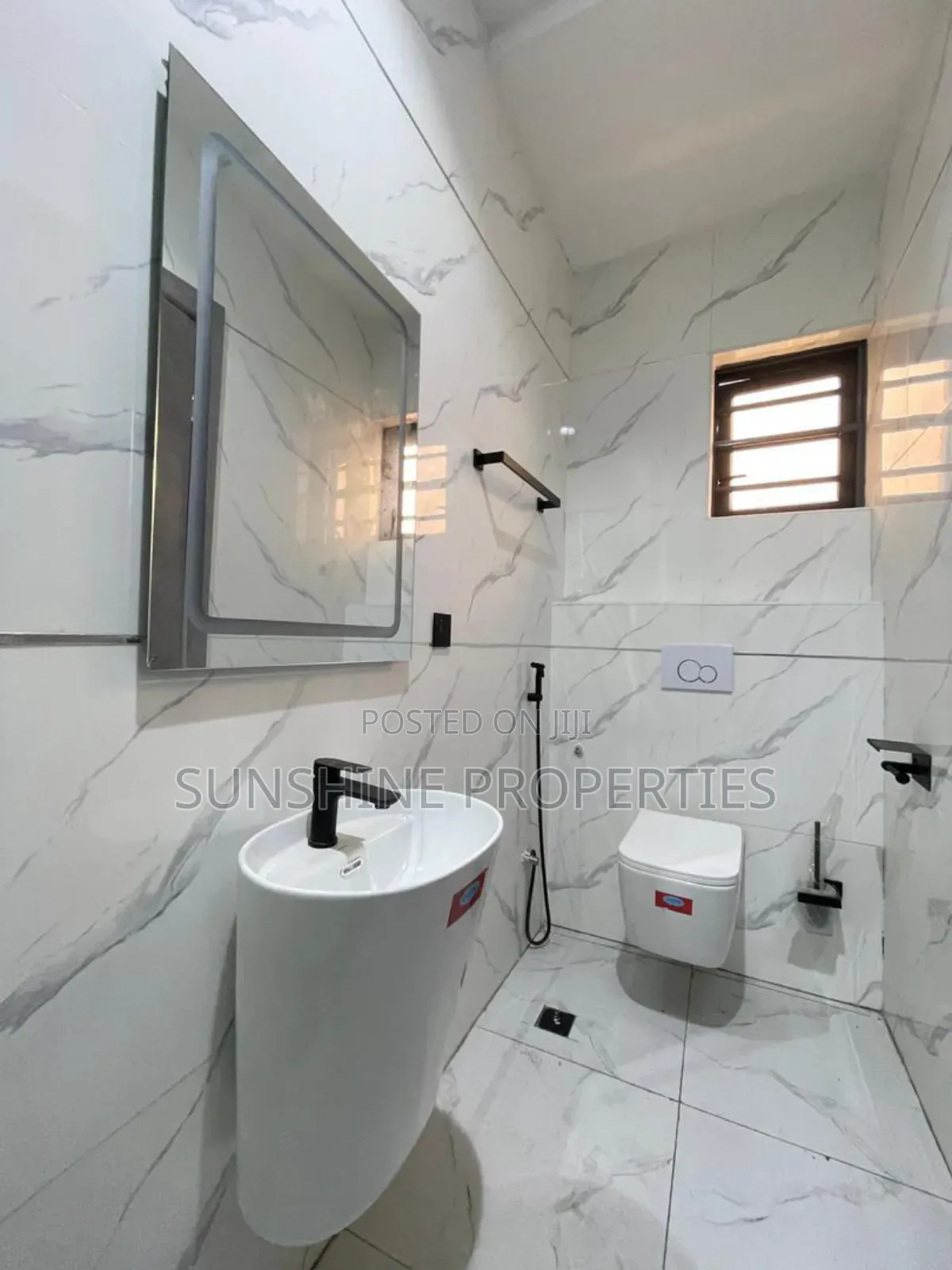 4bdrm Duplex in Lekki Phase 1 for sale in Lekki Phase 1