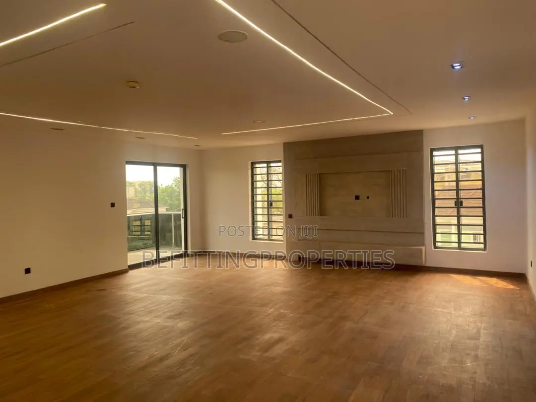 7bdrm Mansion in Ikeja GRA for sale in Ikeja GRA