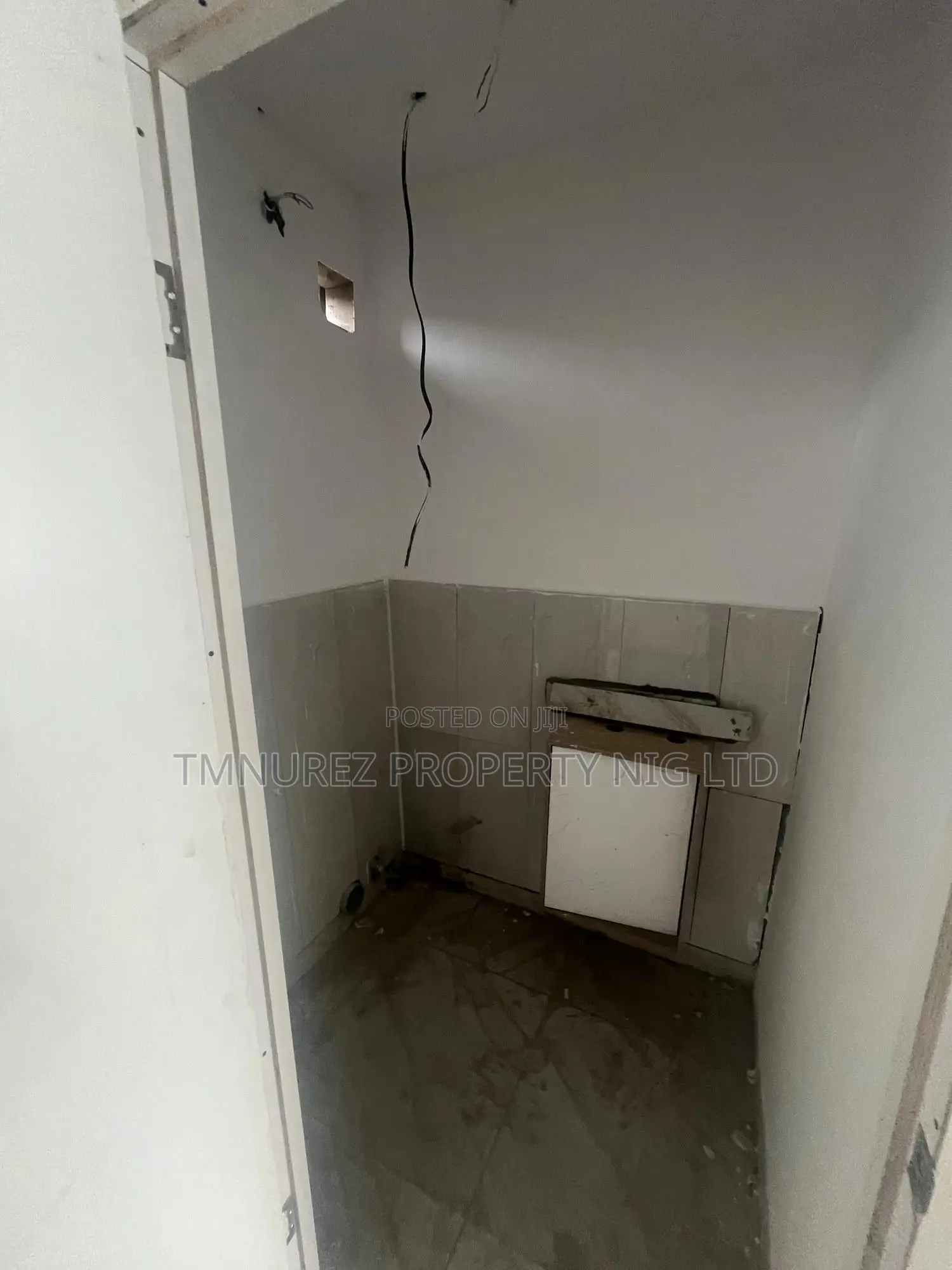5bdrm Duplex in Osapa, Lekki for rent in Lekki
