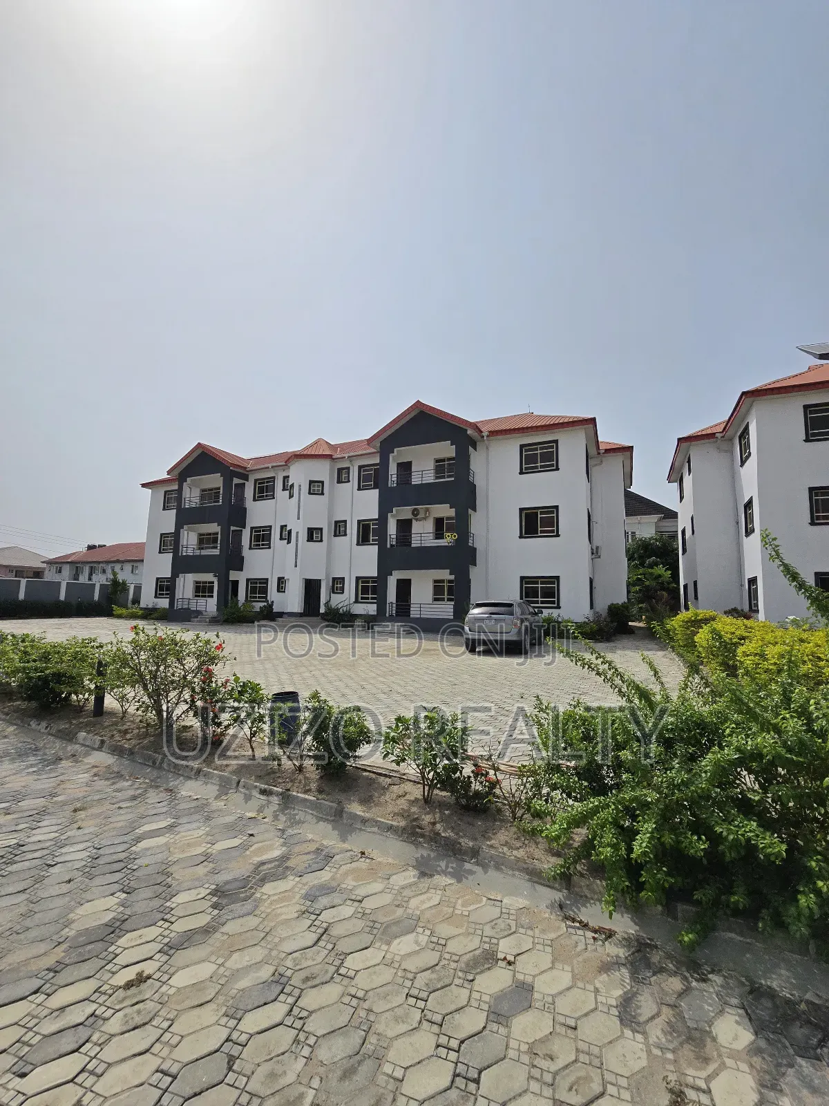 3bdrm Block of Flats in Abijo for sale in Abijo