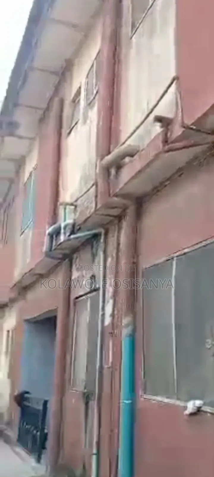 5bdrm Block of Flats in Ijegun for sale in Ijegun