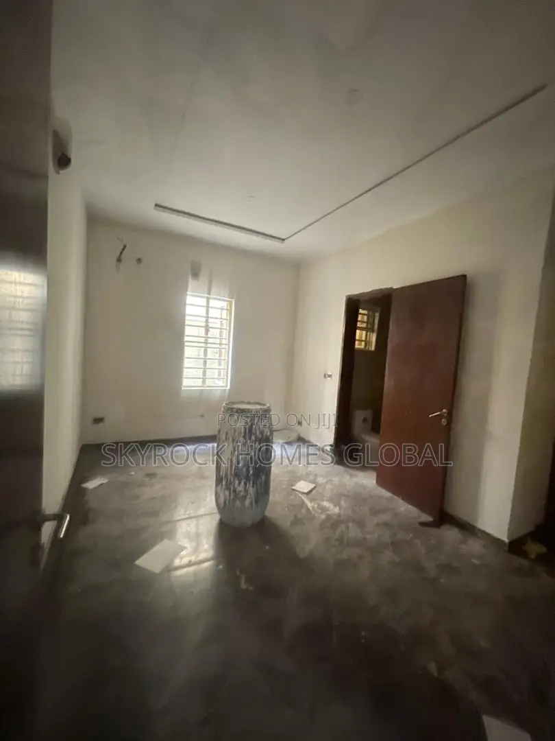 2bdrm Apartment in Chevron for rent in Chevron