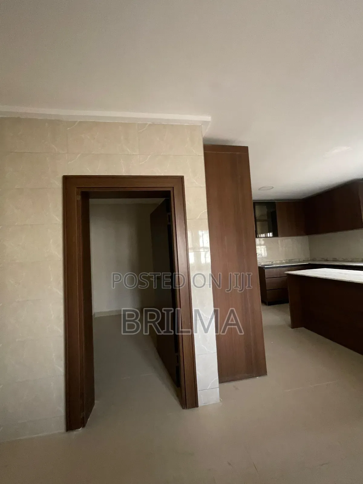 5bdrm Duplex in Wuye for sale in Wuye