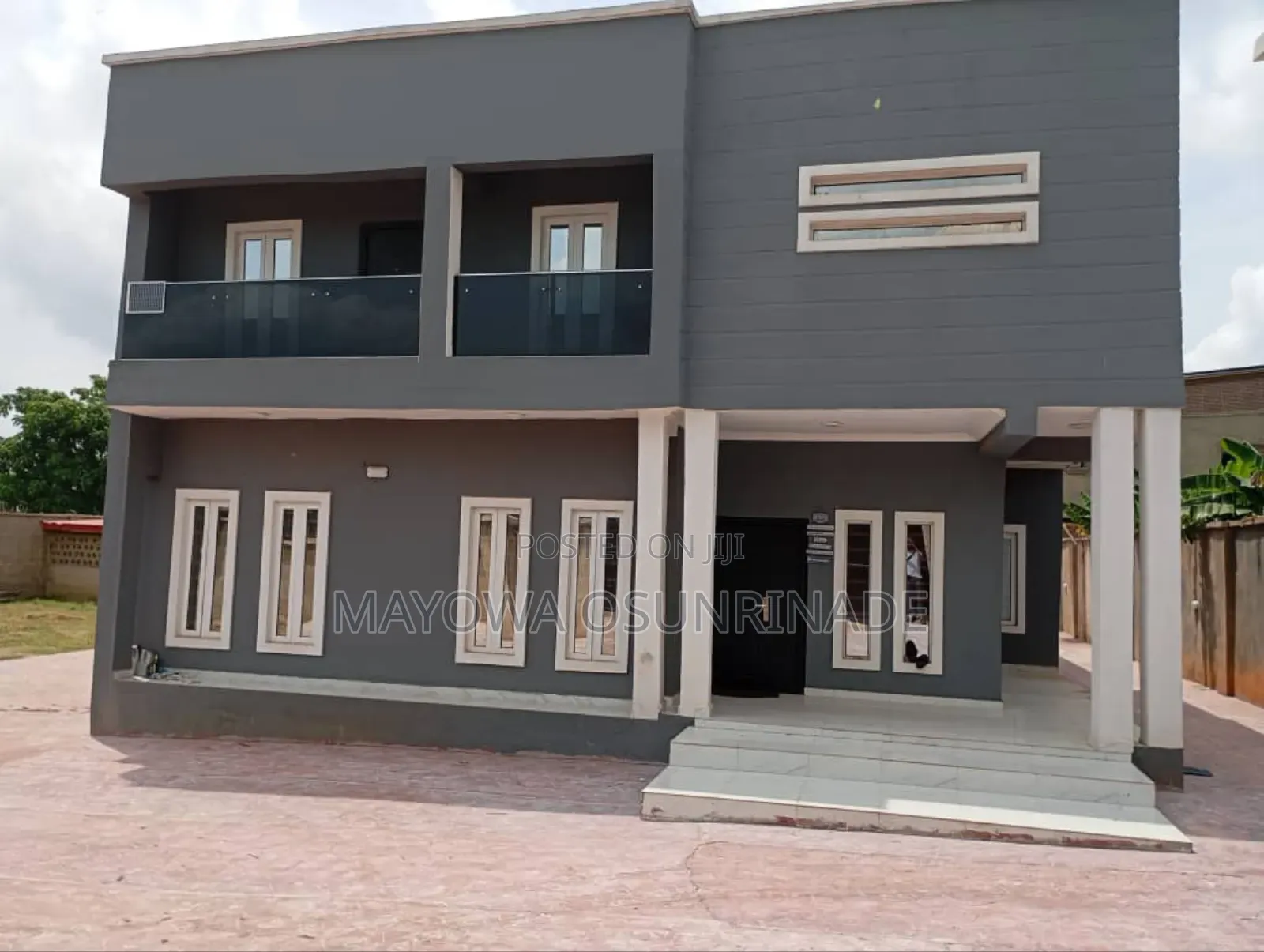 4bdrm Duplex in Ologuneru for rent in Ologuneru