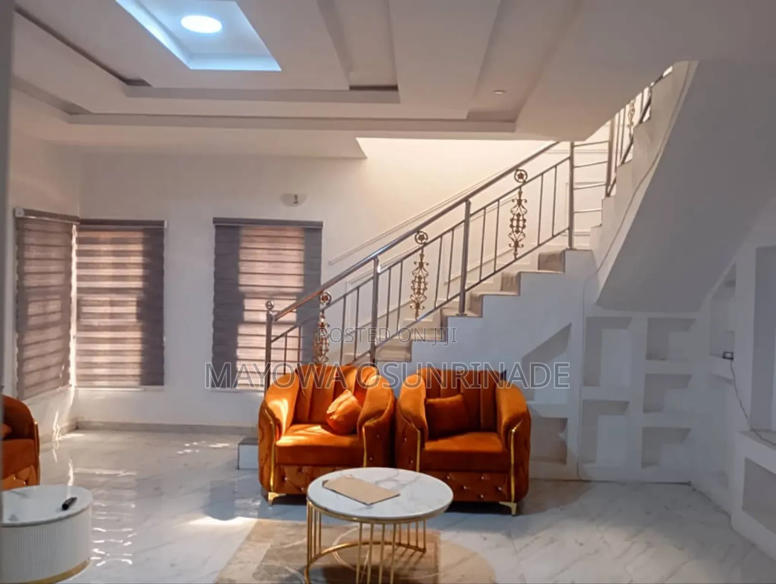 4bdrm Duplex in Ologuneru for rent in Ologuneru