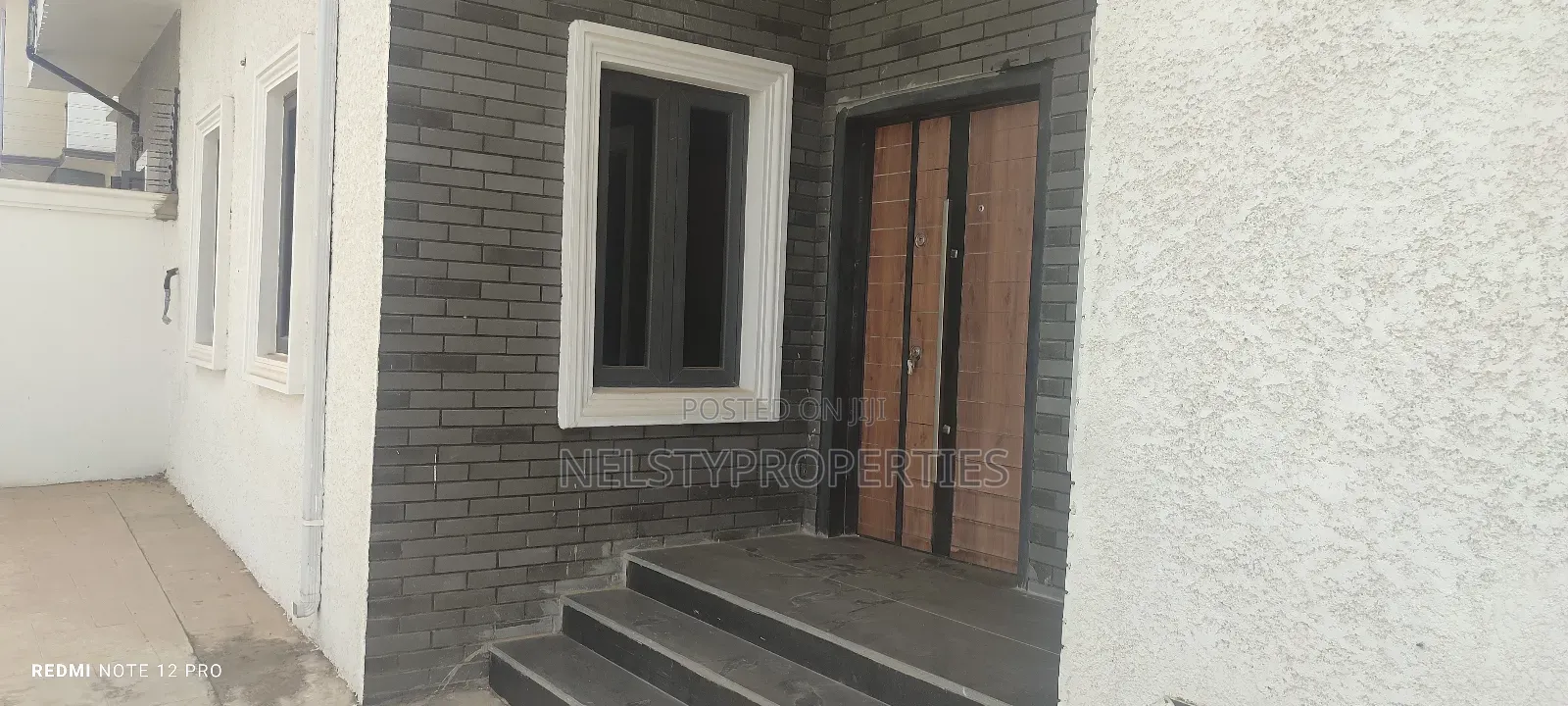 4bdrm Duplex in Efab, Gwarinpa for sale in Gwarinpa
