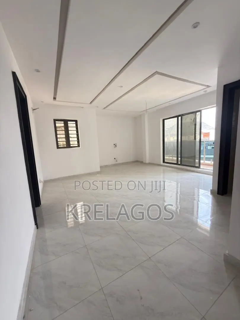 4bdrm Duplex in Ologolo for sale in Ologolo
