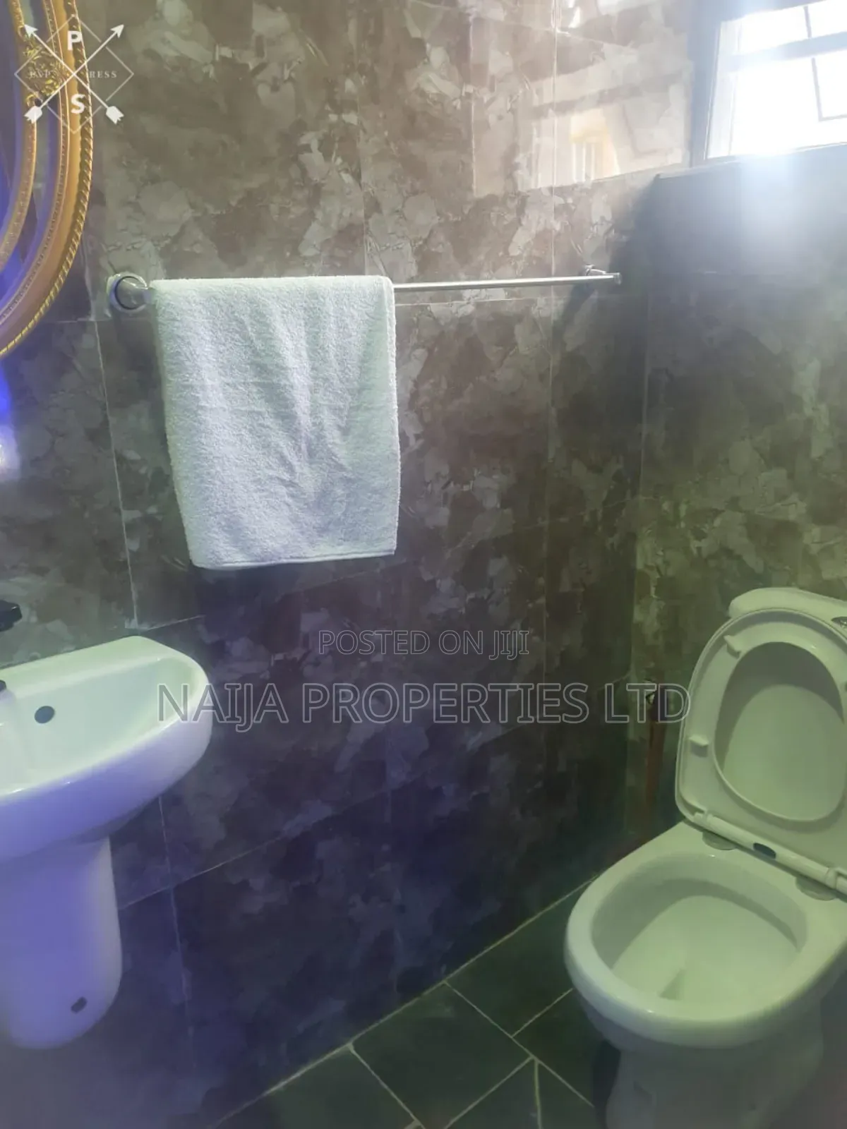 11 Rooms Functioning Hotel at Idado, Lekki for Sale in Lekki