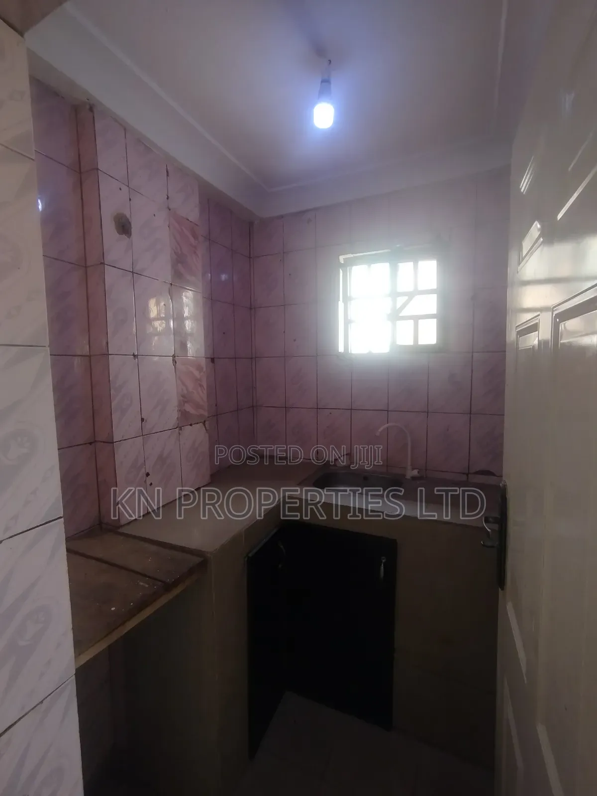 Studio Apartment in Self-Contained, Durumi for rent in Durumi