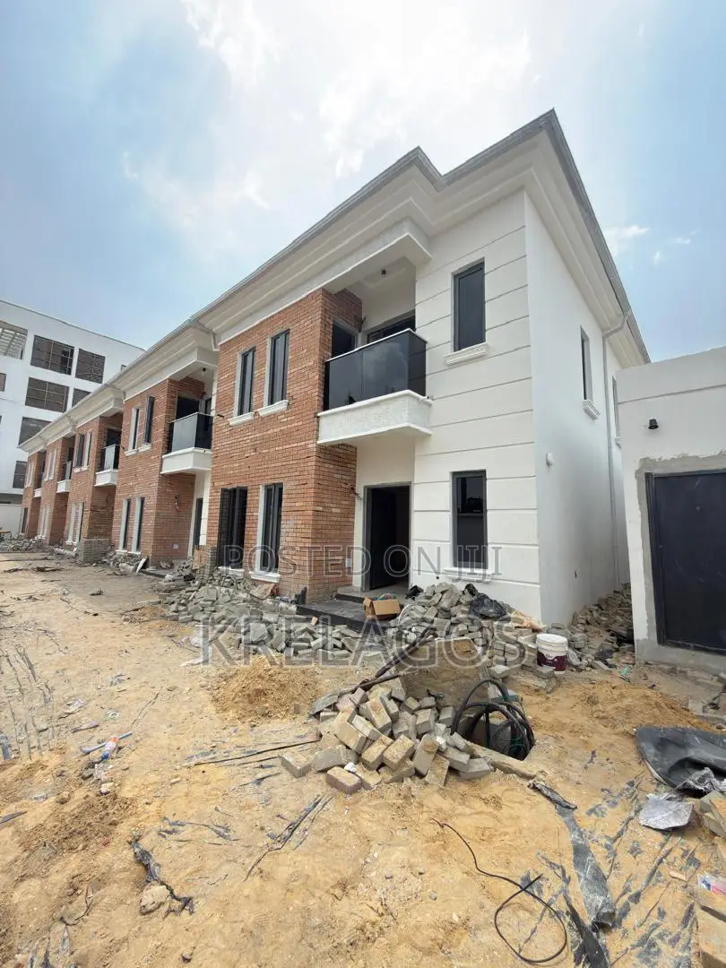 3bdrm Townhouse/Terrace in Chevron for sale in Chevron
