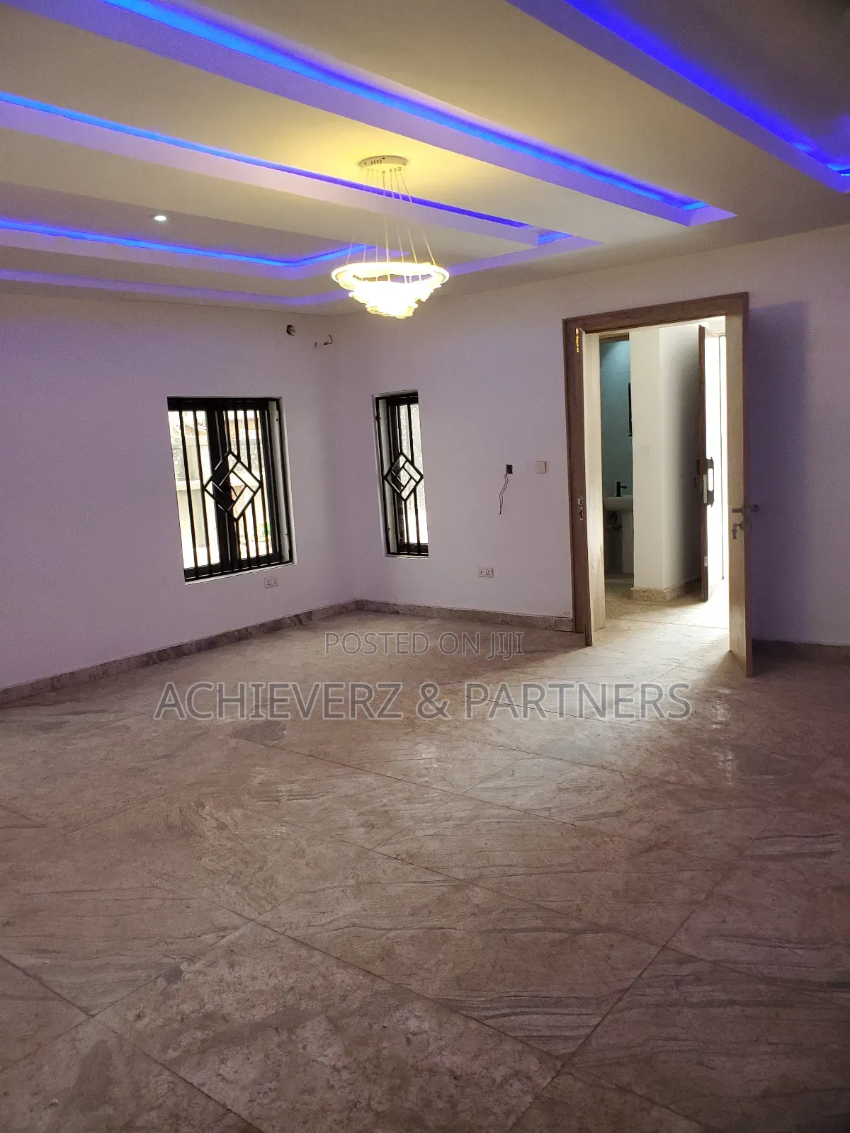 5bdrm Duplex in Wuye for sale in Wuye