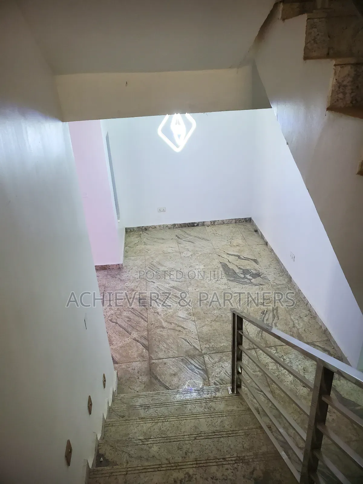 5bdrm Duplex in Wuye for sale in Wuye