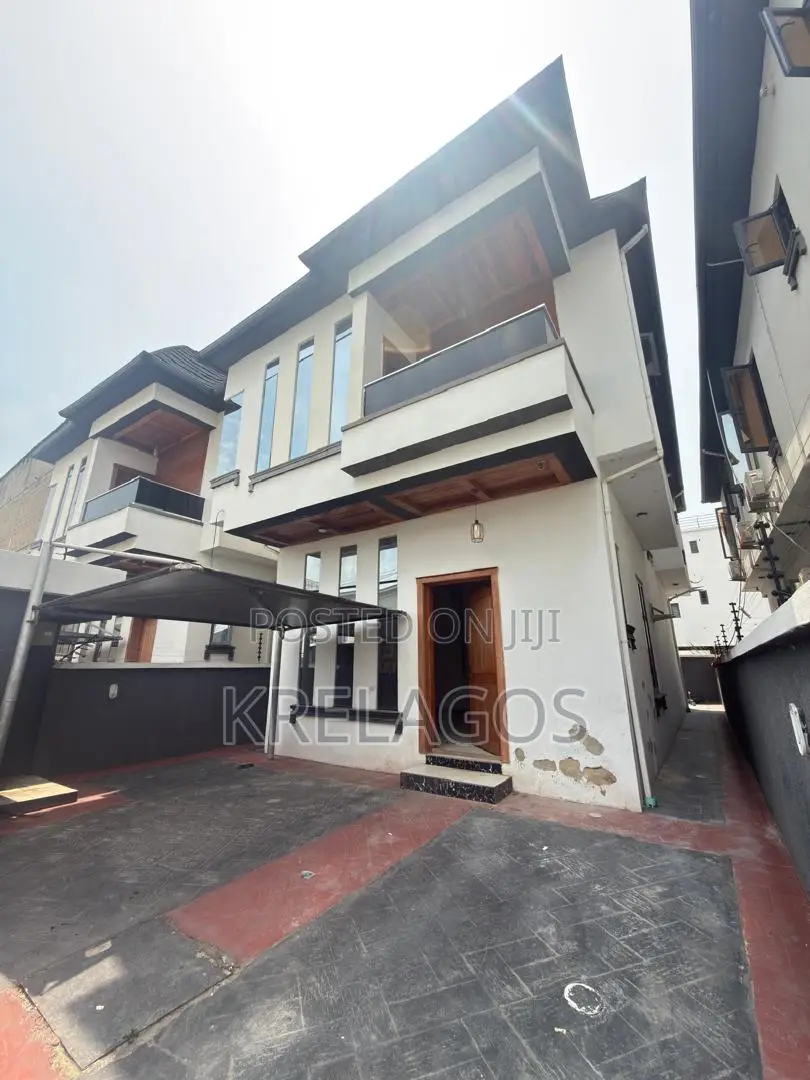 4bdrm Duplex in Chevron Toll Gate for rent in Chevron