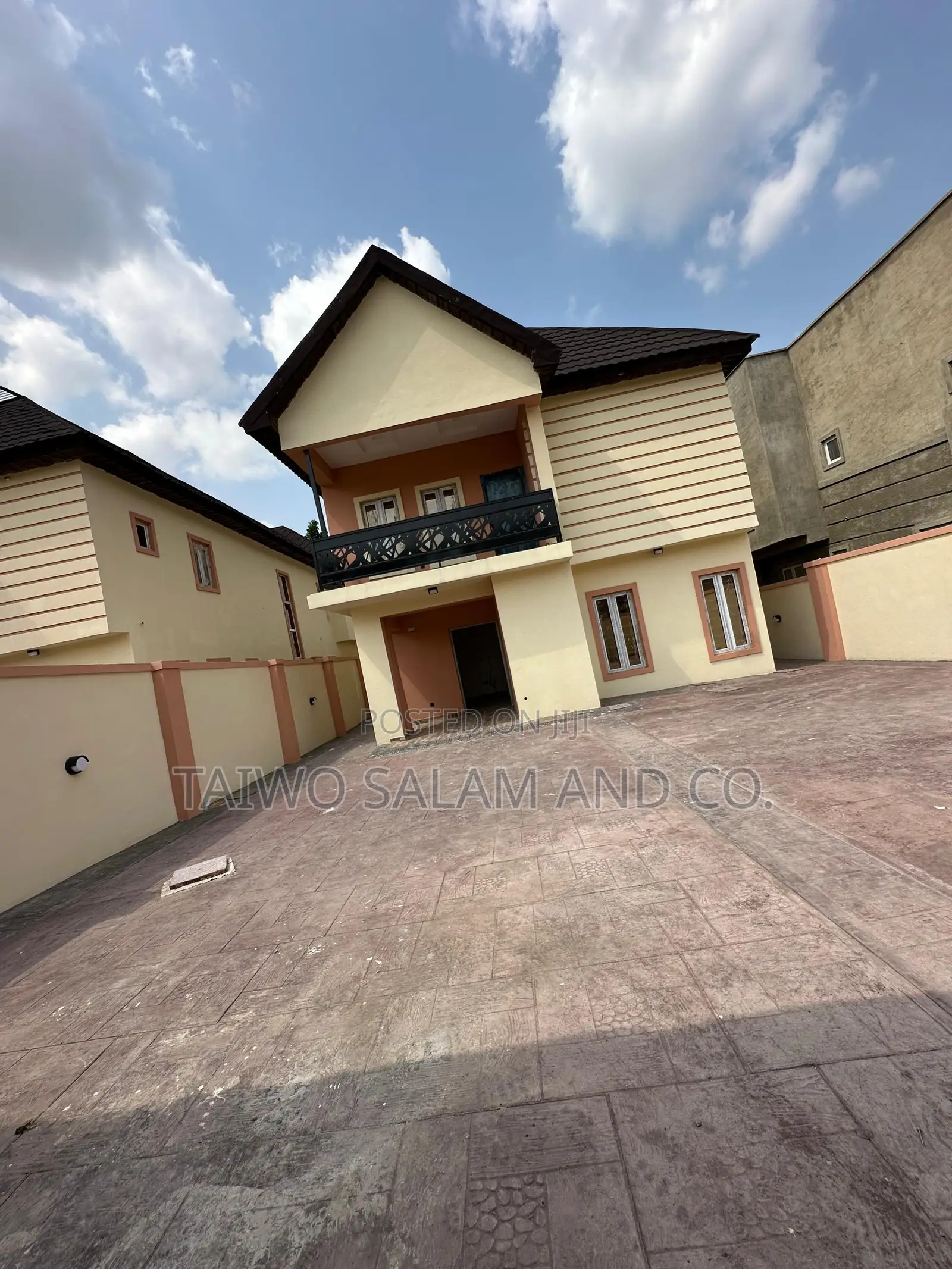 Furnished 5bdrm Duplex in Akala, Akobo for sale in Akobo
