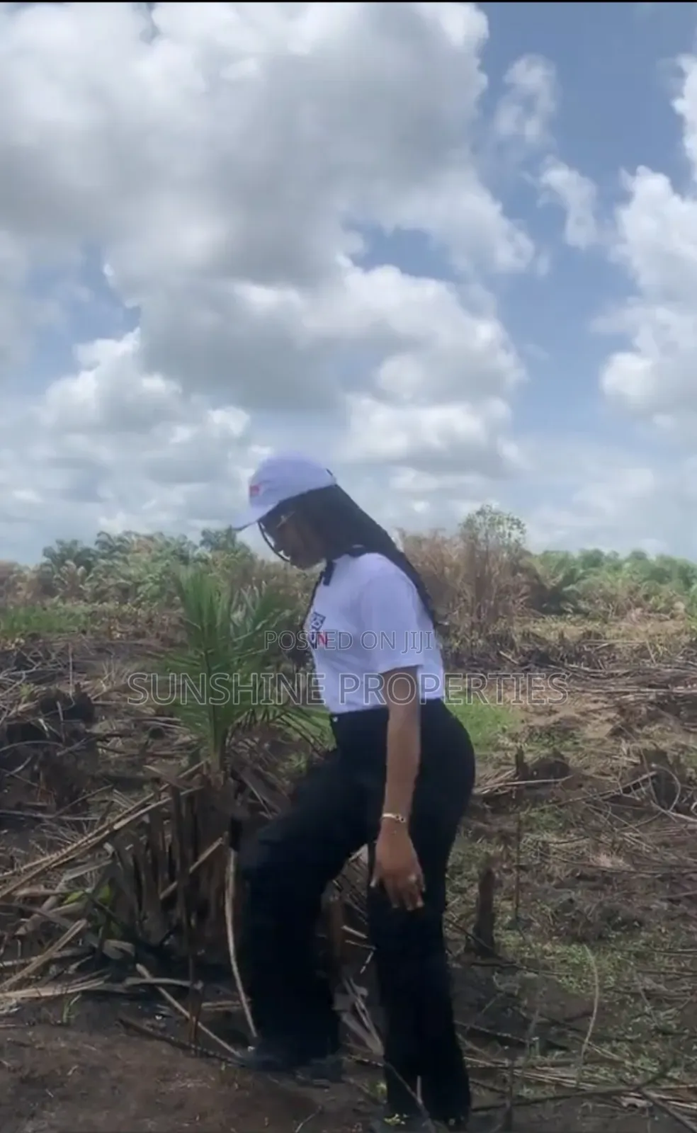 Affordable and Genuine Land Before Eleko Bus Stop in Lakowe