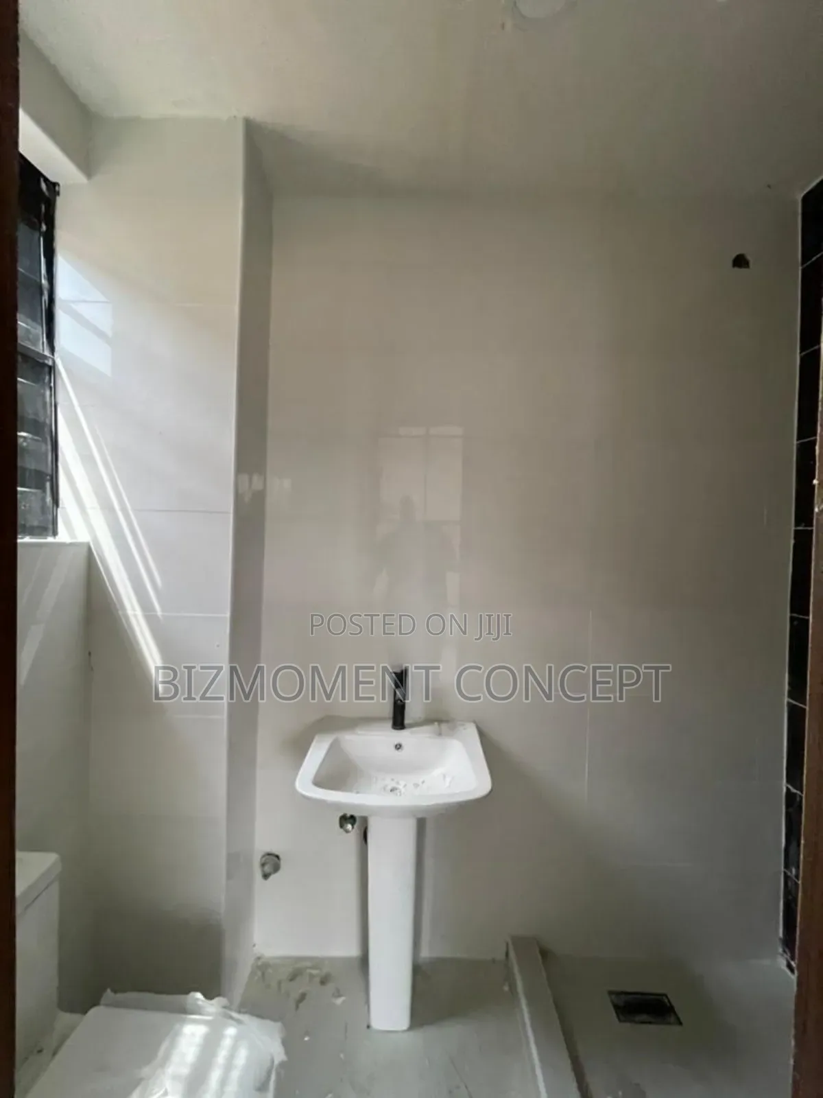 3bdrm Bungalow in Oniwonlu Estate, Bogije for sale in Bogije