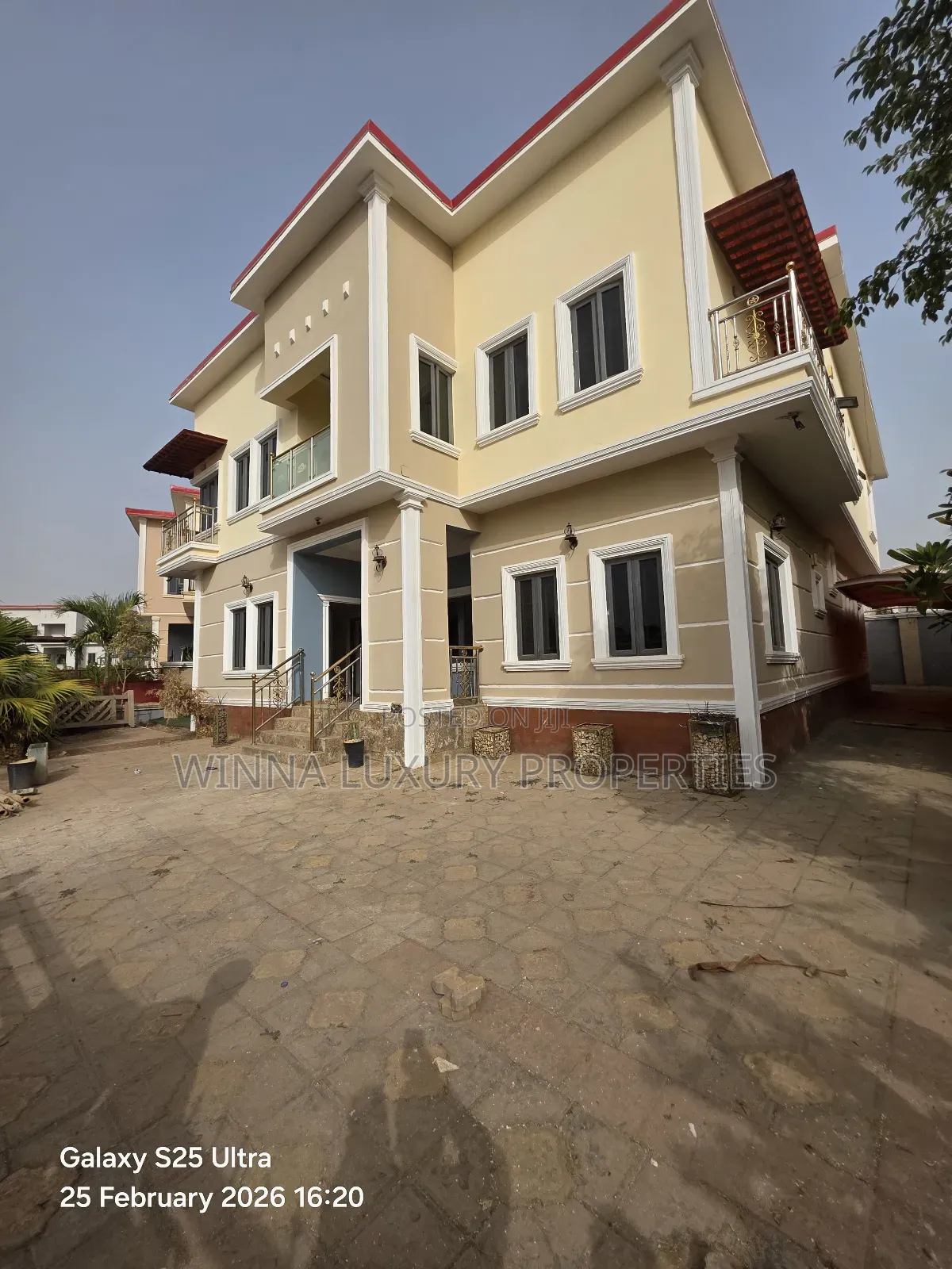 4bdrm Bungalow in Emerald Garden, Lugbe District for sale in Lugbe District