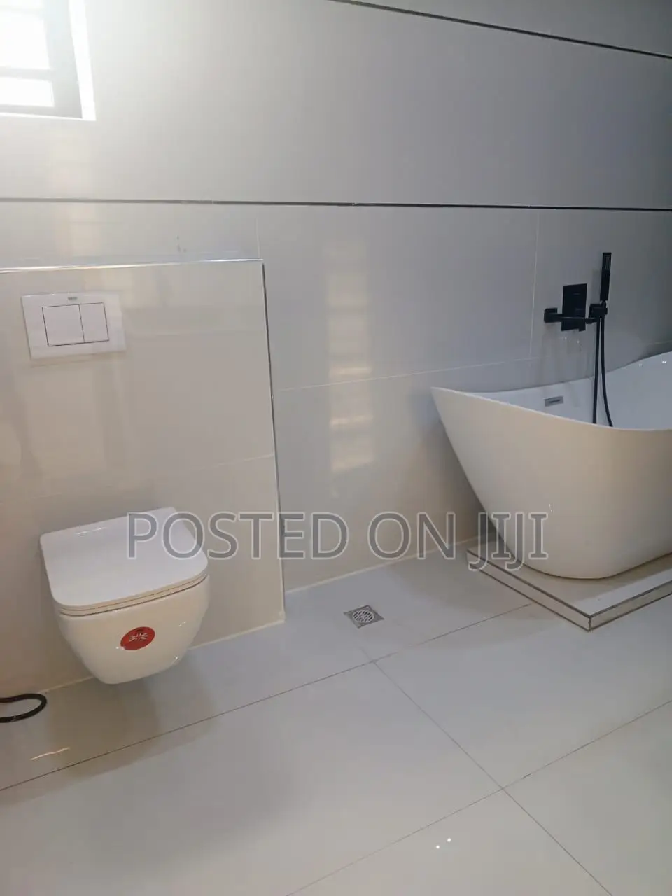 5bdrm House in Or He Before The, Lekki Phase 2 for sale in Lekki Phase 2
