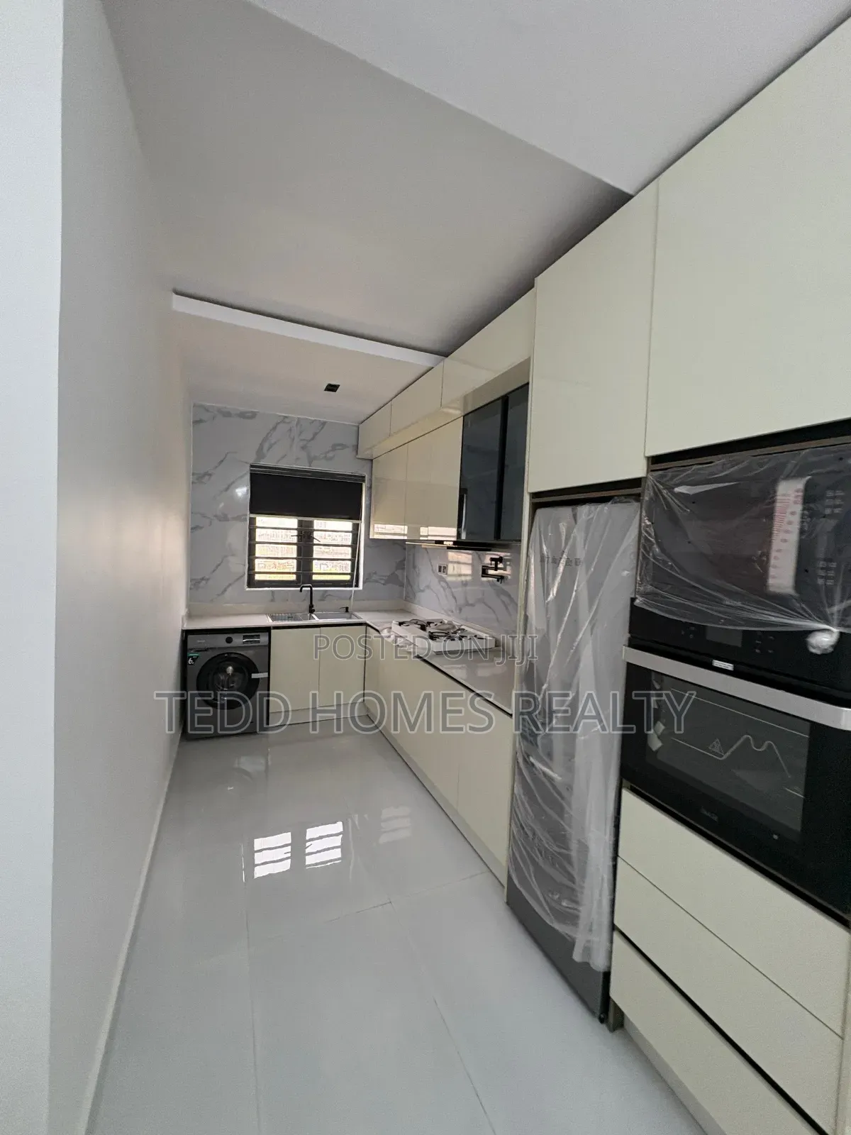 2bdrm House in Lekki for sale in Lekki Phase 1