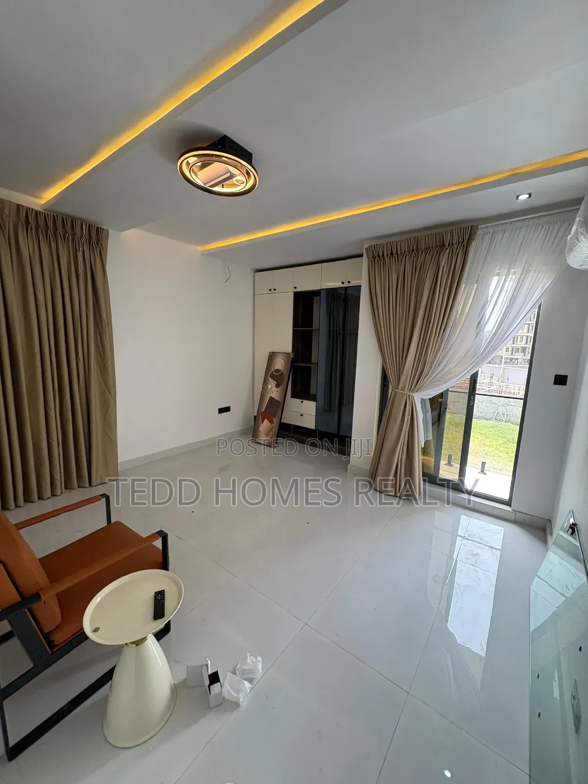 2bdrm House in Lekki for sale in Lekki Phase 1