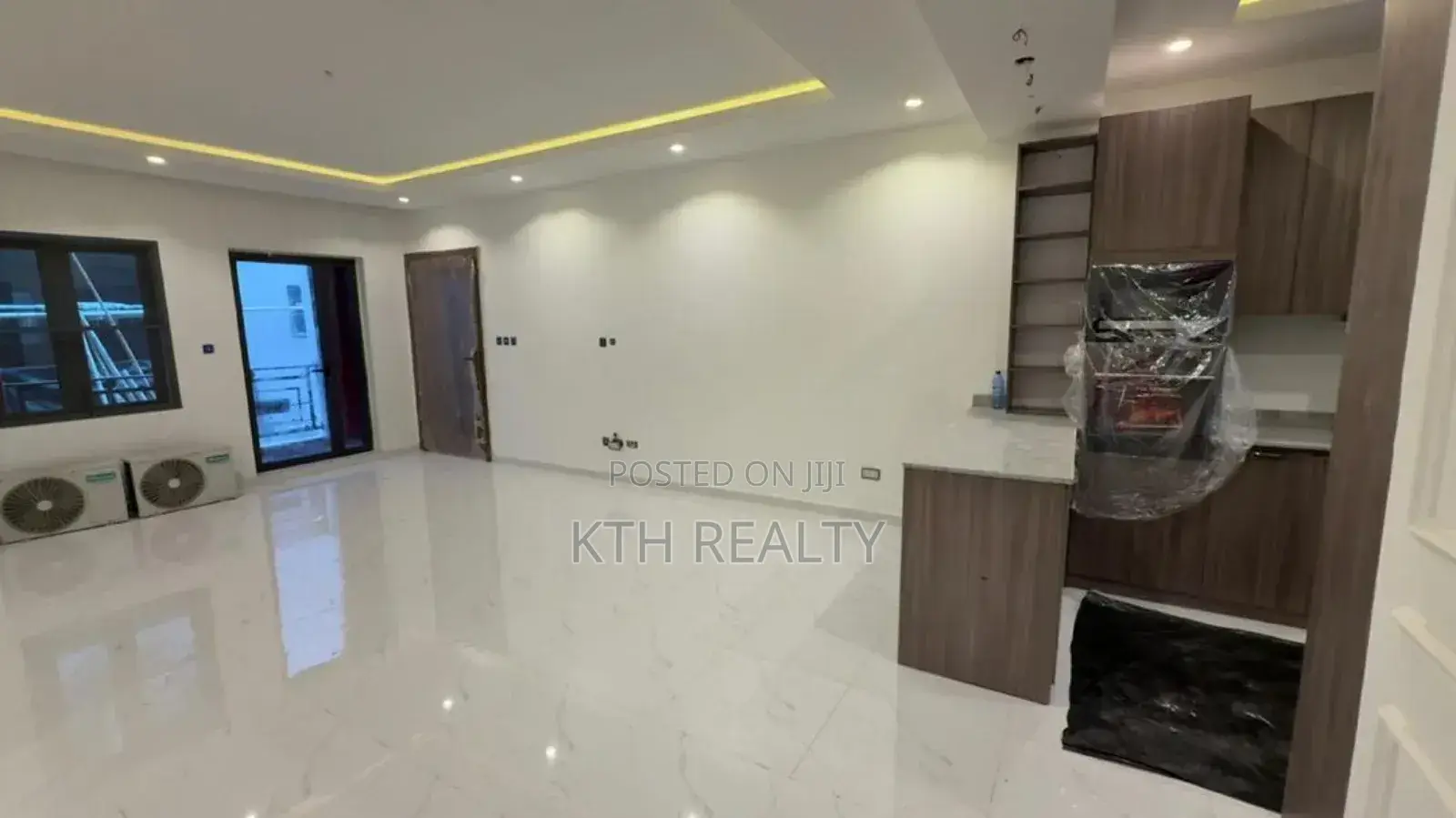 2bdrm Apartment in Ilasan, Ikate for sale in Ikate