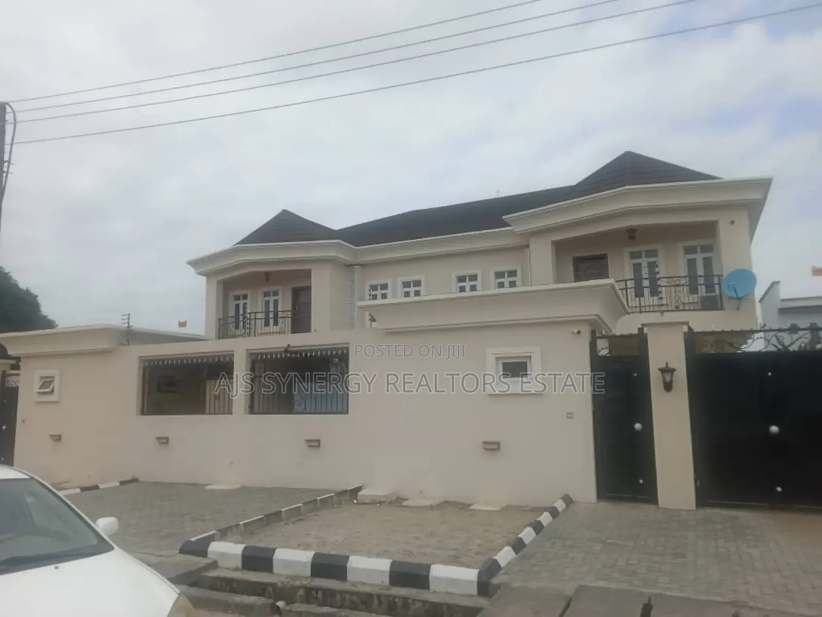 5bdrm Duplex in Abraham Adesanya Estate for rent in Abraham Adesanya Estate