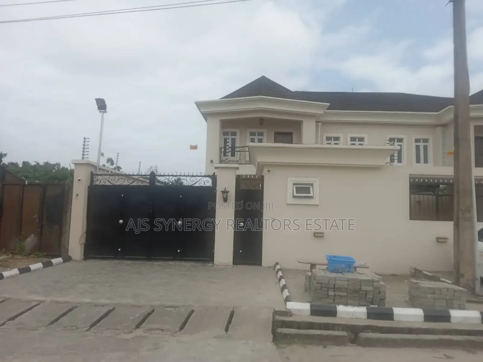 5bdrm Duplex in Abraham Adesanya Estate for rent in Abraham Adesanya Estate