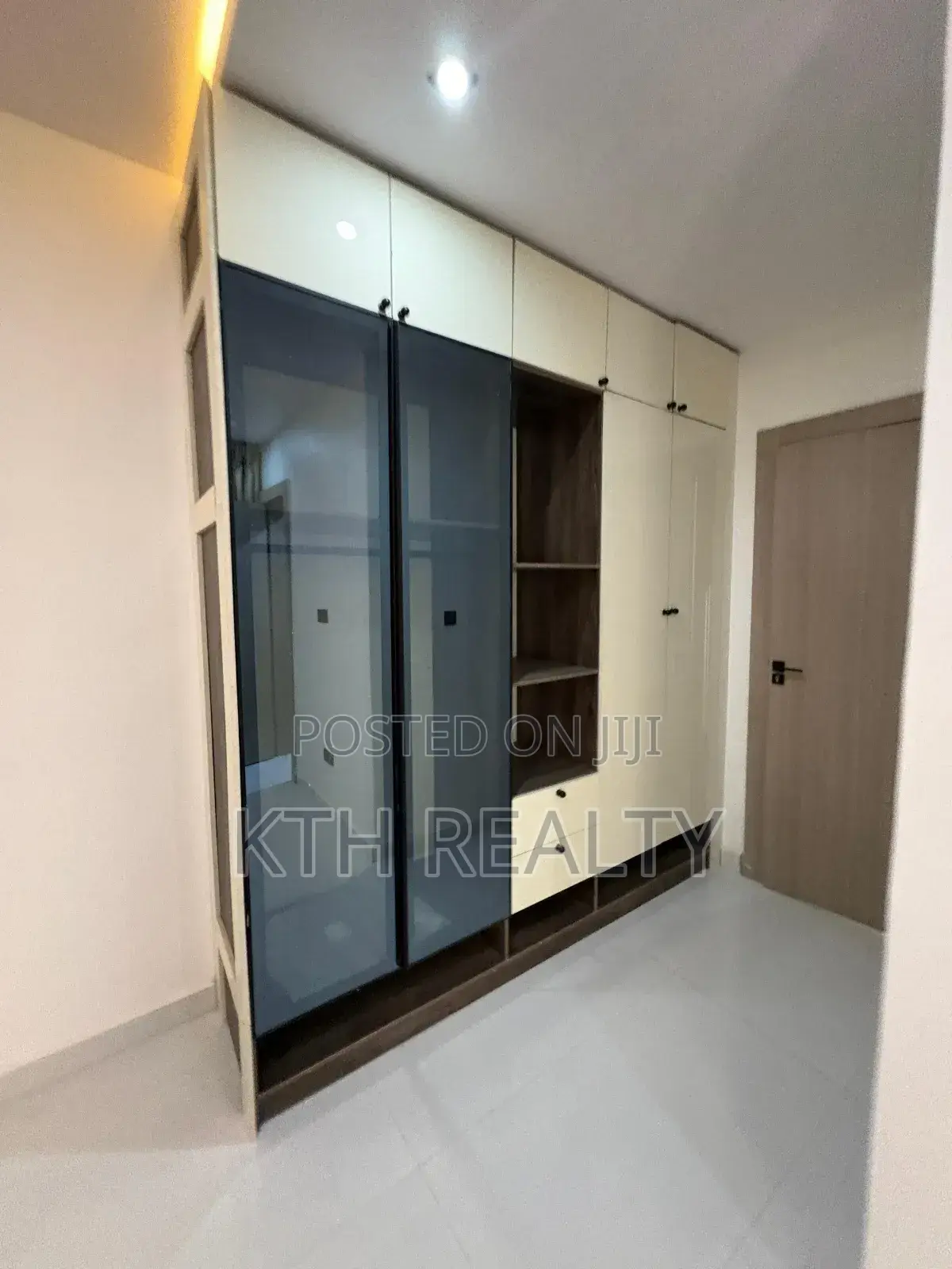 Furnished 3bdrm House in Lekki for sale in Lekki Phase 1