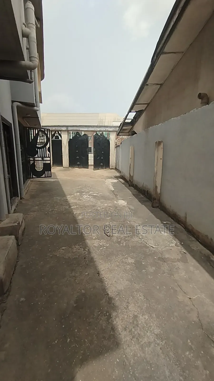 Commercial 2 Units of 4 Bedroom Apartment in Benin City