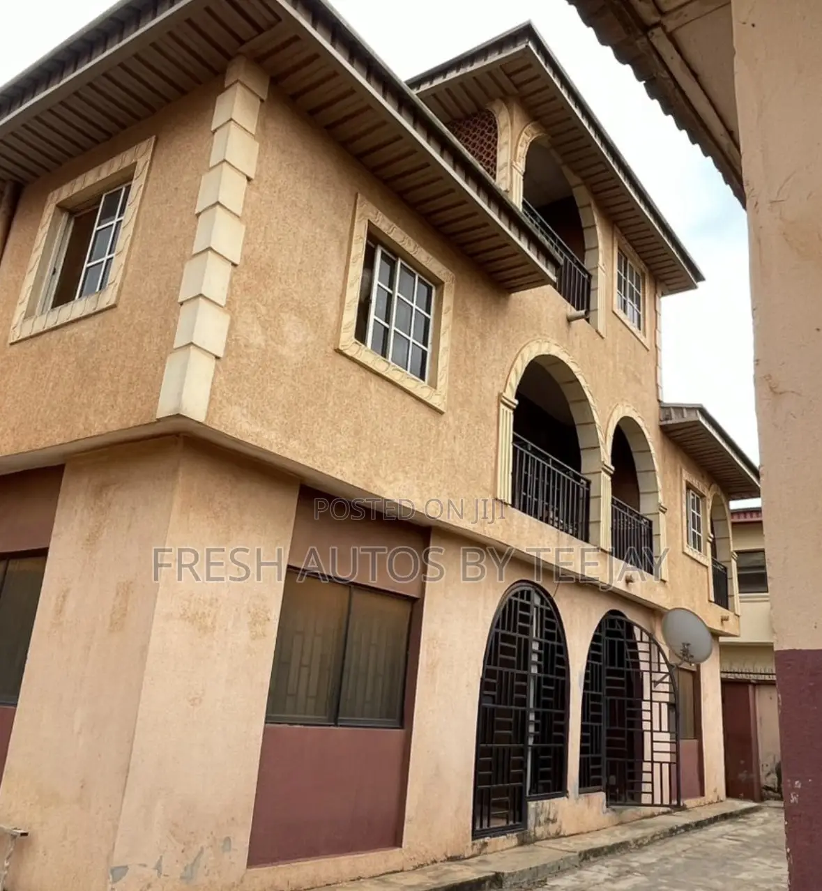 Furnished 3bdrm Block of Flats in Akute for sale in Akute Ajuwon