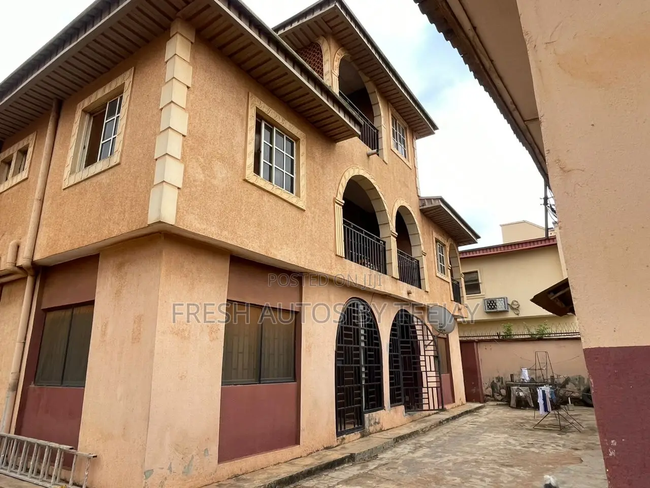 Furnished 3bdrm Block of Flats in Akute for sale in Akute Ajuwon