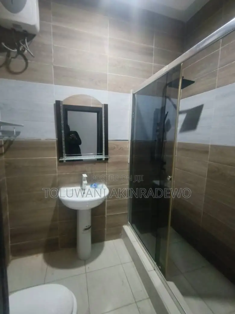 4bdrm Duplex in Osapa for rent in Osapa london