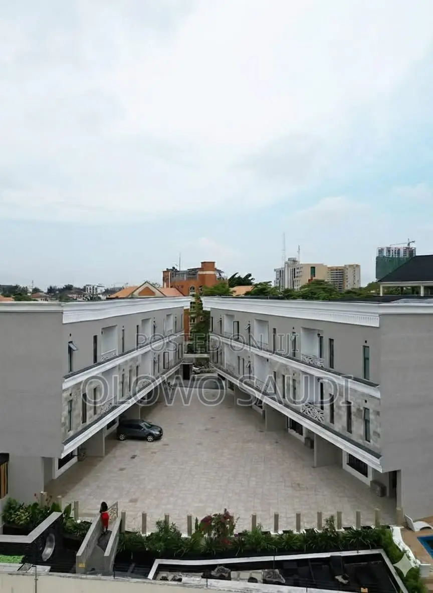 5bdrm Townhouse/Terrace in Ikoyi for sale in Ikoyi