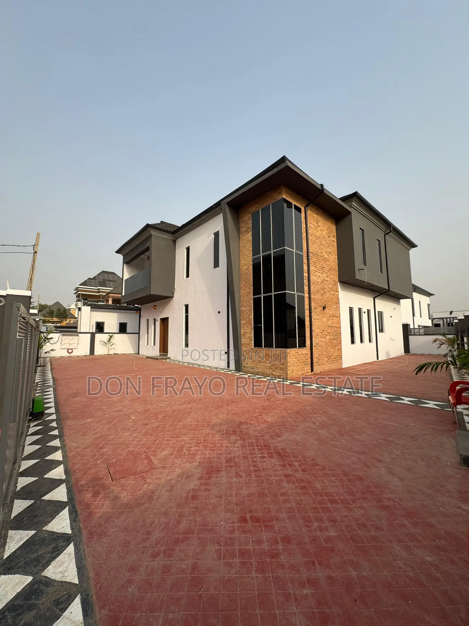4bdrm Duplex in Carlton Gate Estate, Akobo for sale in Akobo