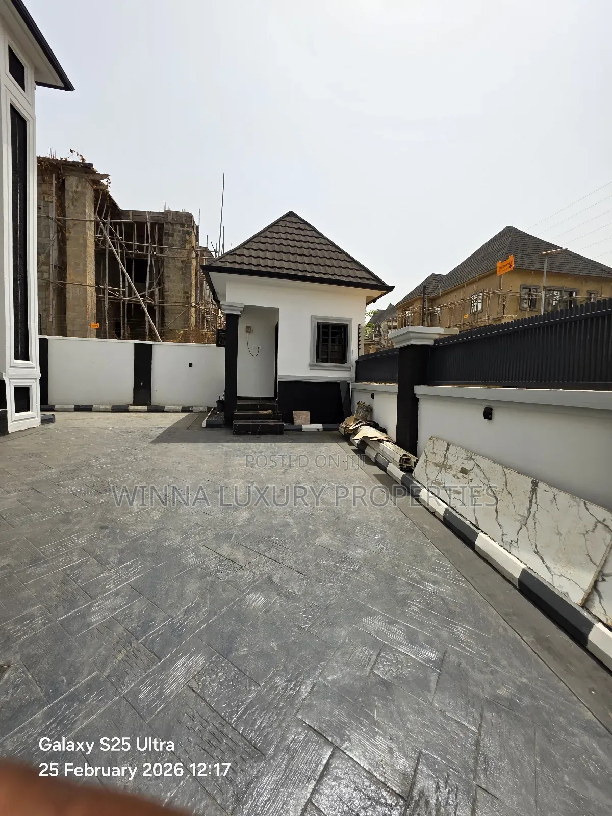 6bdrm Duplex in Lokogoma for sale in Lokogoma