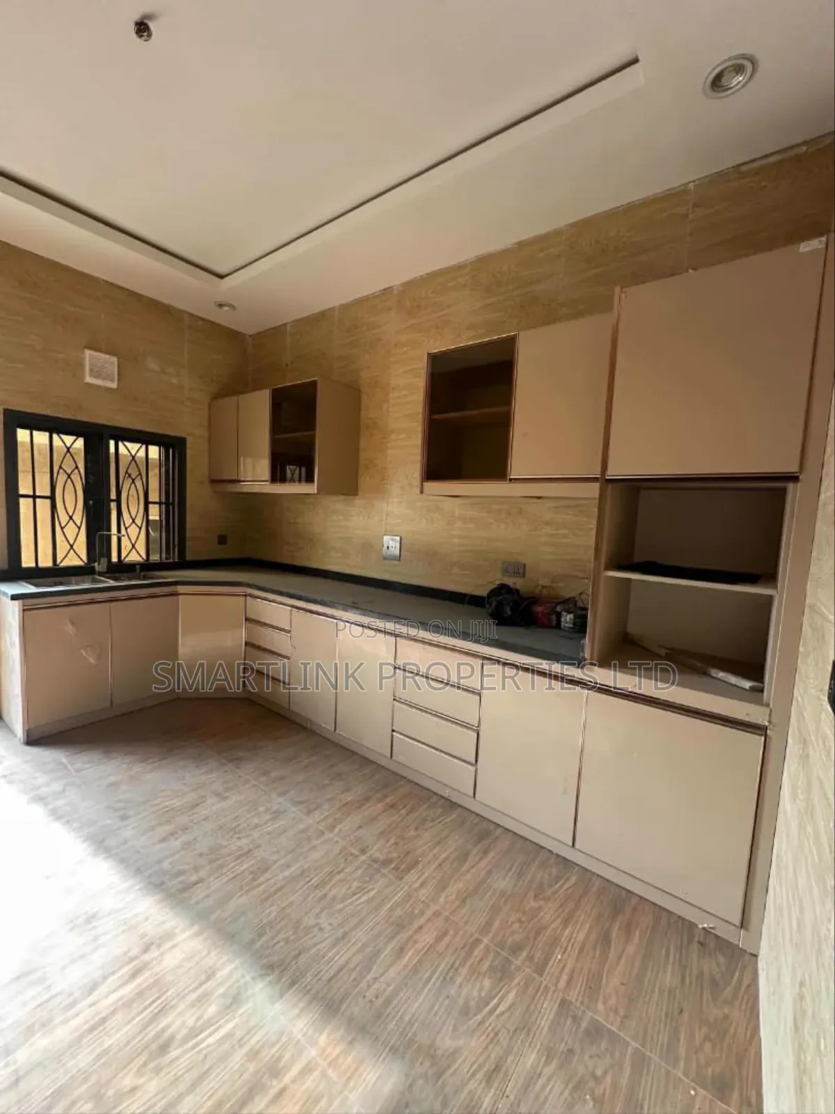 4bdrm Duplex in Wuye for sale in Wuye