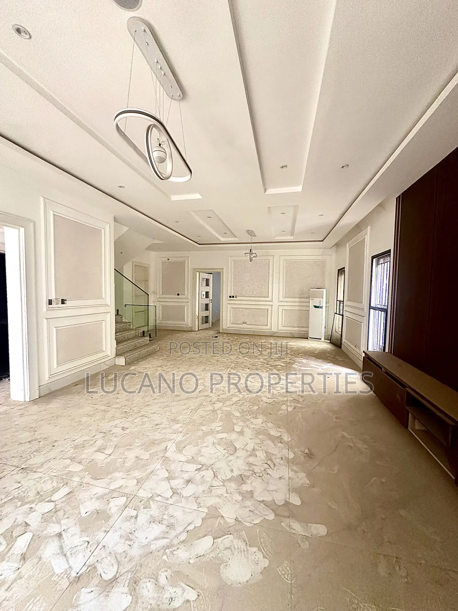 5bdrm Duplex in Utako District for sale in Utako