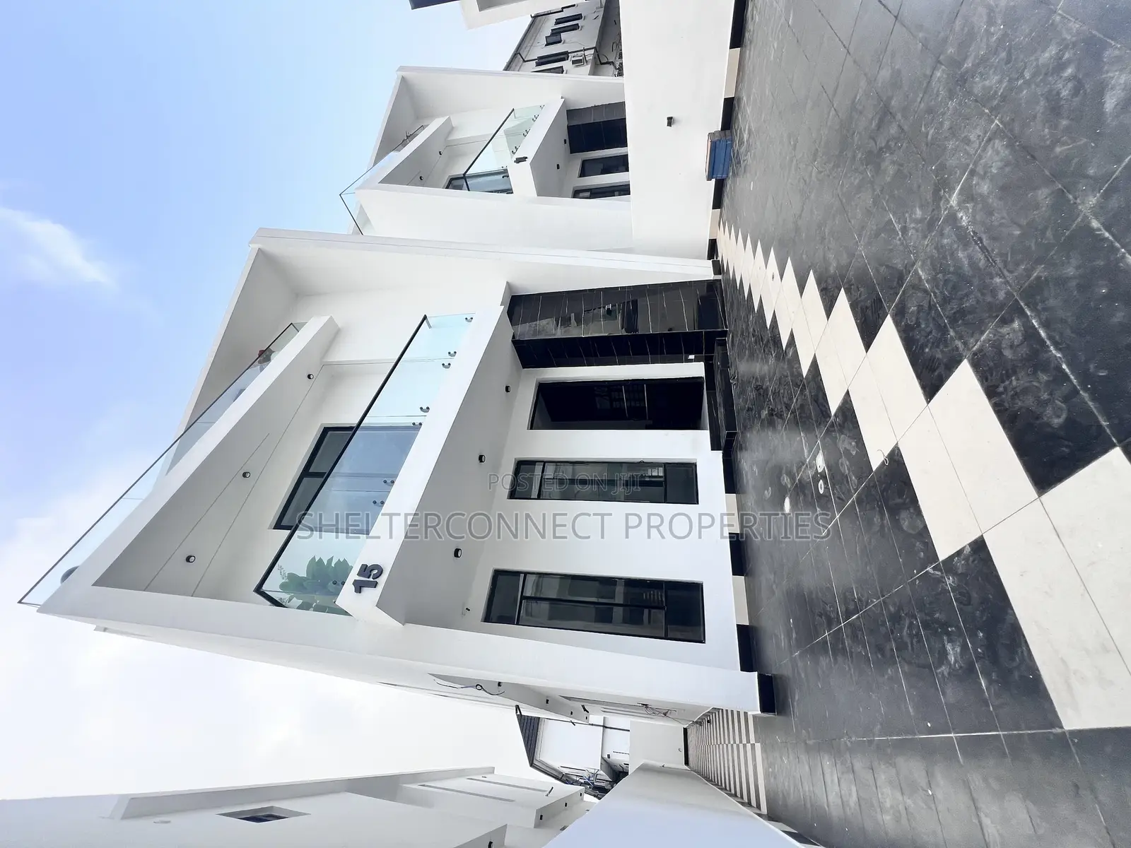 4bdrm Duplex in Lekki for sale in Lekki