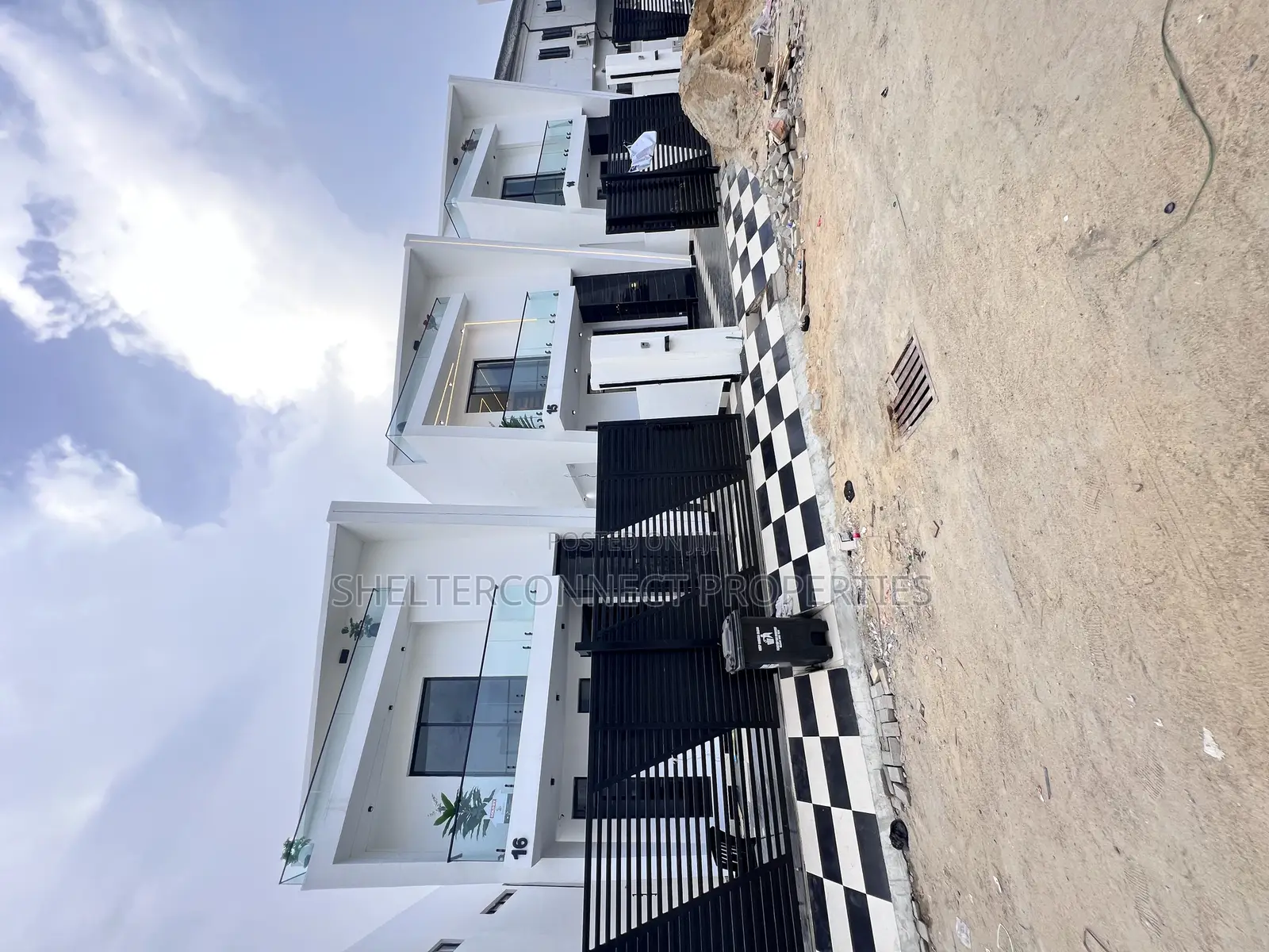 4bdrm Duplex in Lekki for sale in Lekki