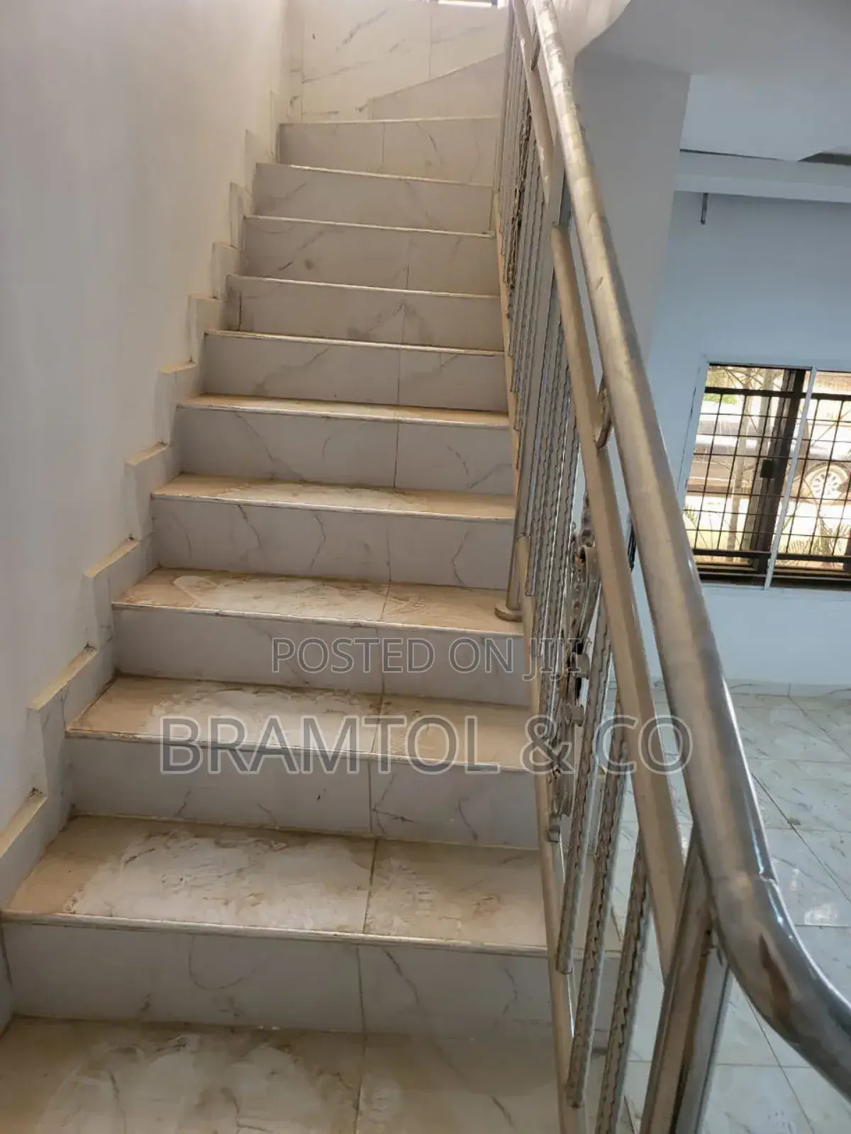 4bdrm Townhouse / Terrace in Apo District for rent in Apo District