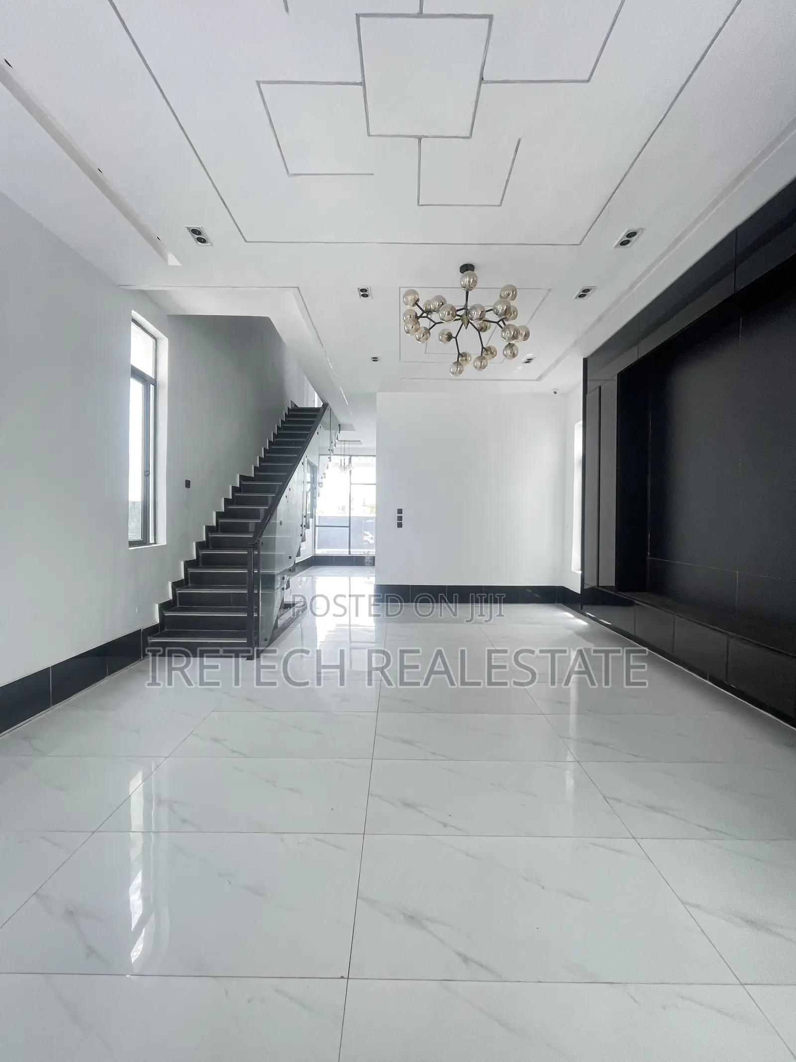 5bdrm Duplex in Ajah By Skymall, Off Lekki-Epe Expressway for sale in Off Lekki-Epe Expressway