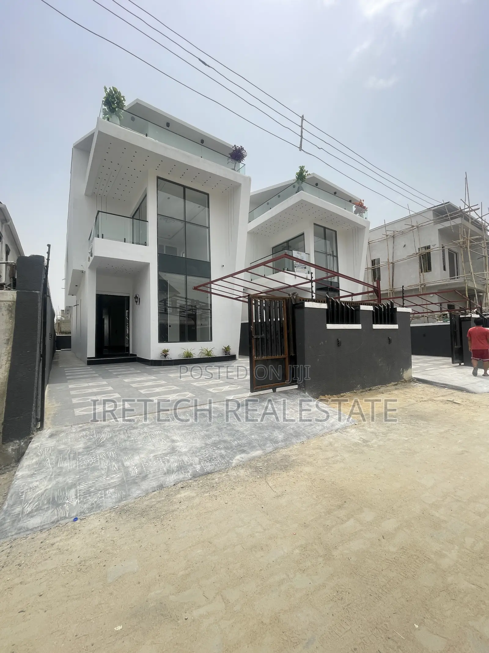 5bdrm Duplex in Ajah By Skymall, Off Lekki-Epe Expressway for sale in Off Lekki-Epe Expressway