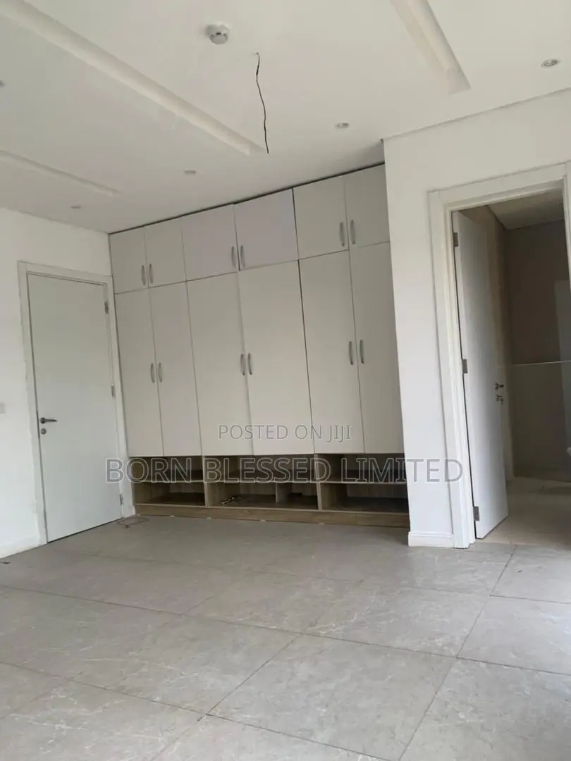 4bdrm Duplex in Lagos State for rent in Lagos State