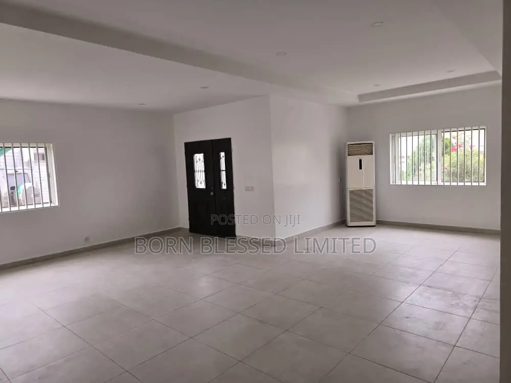 2bdrm Block of Flats in Osborne, Lagos State for rent in Lagos State