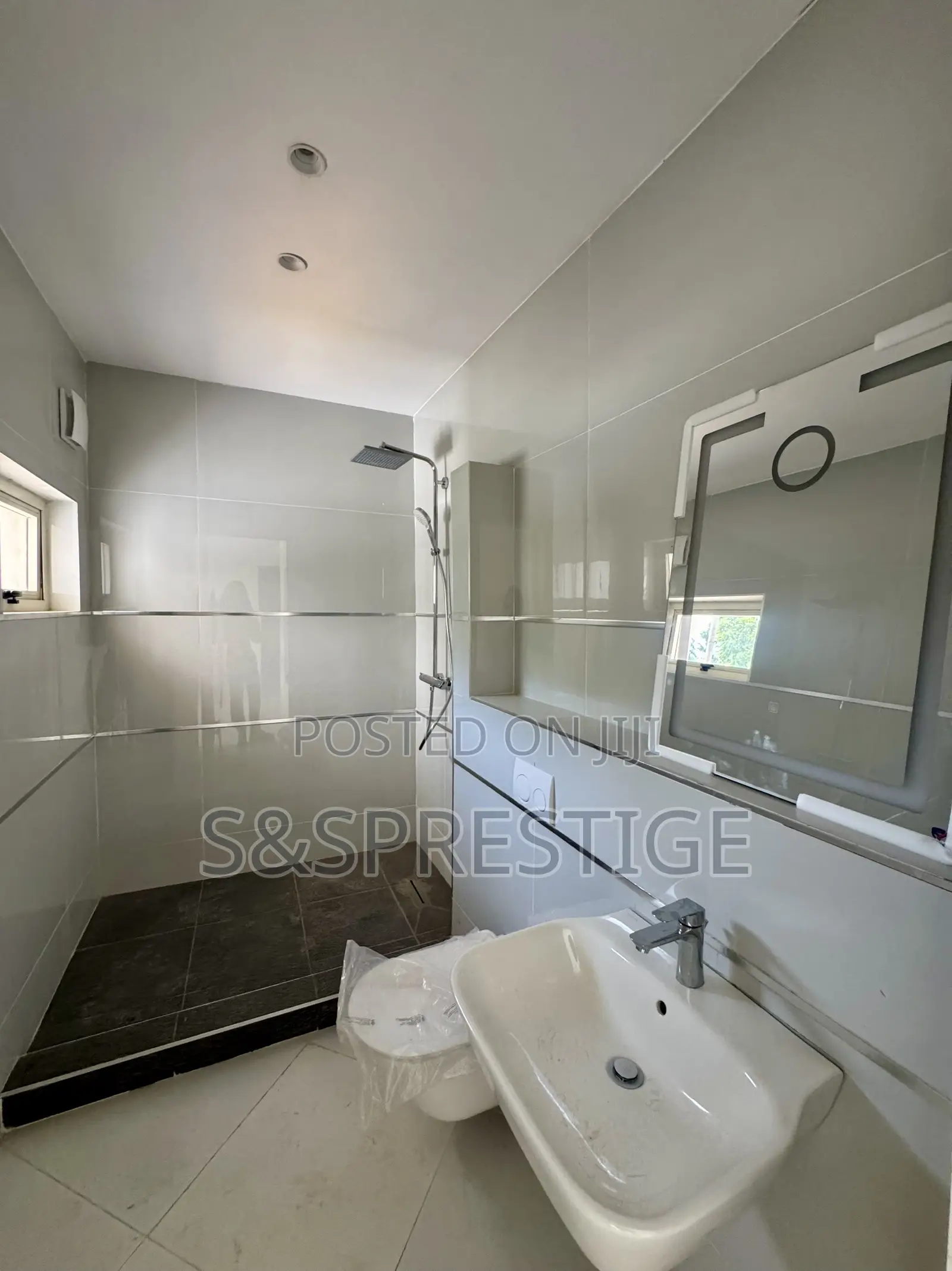 3bdrm Apartment in Old Ikoyi for rent in Old Ikoyi